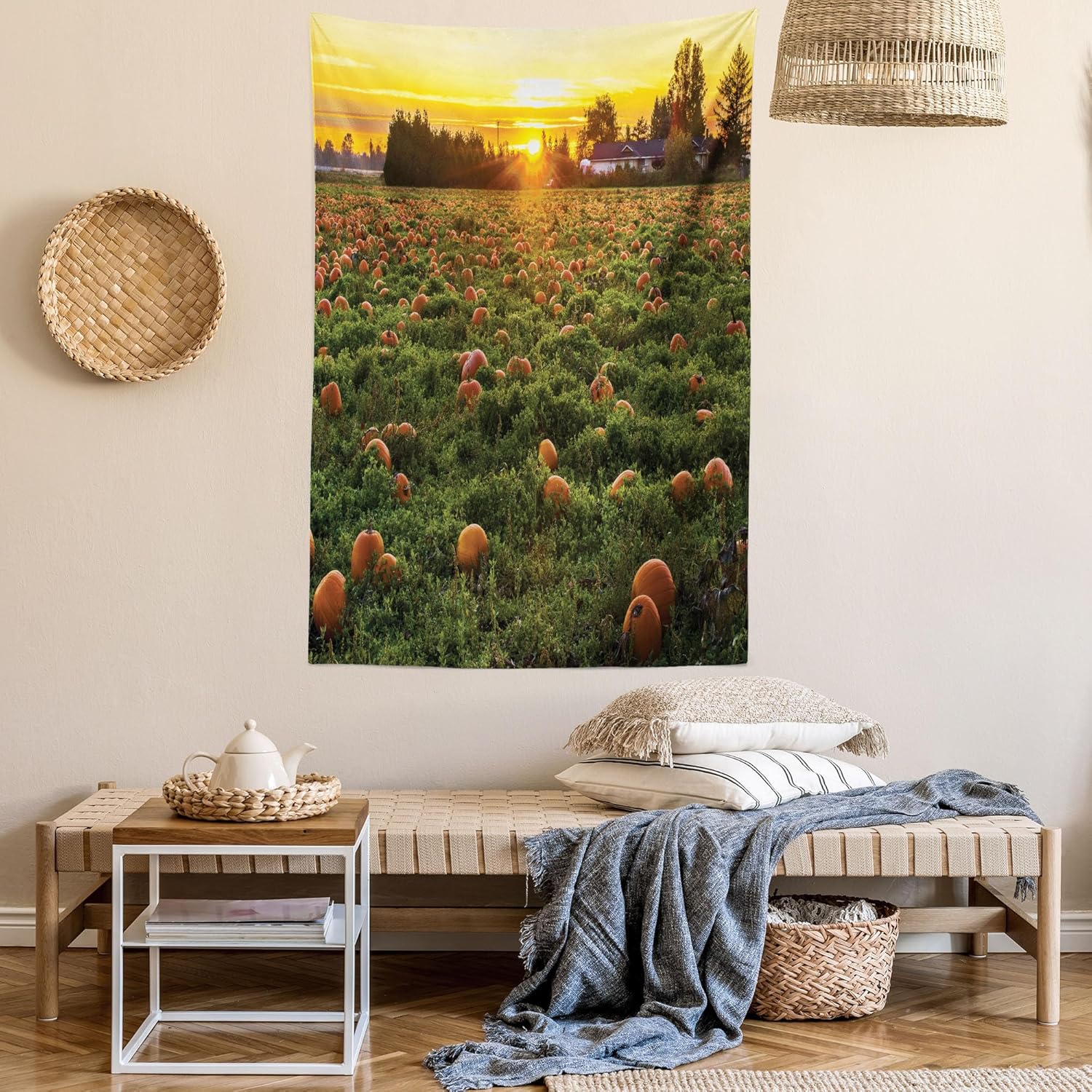 Ambesonne Tapiz de calabaza de otoño, tamaño Queen, foto temática de agricultura de otoño, parche de frutas de temporada al atardecer, colcha