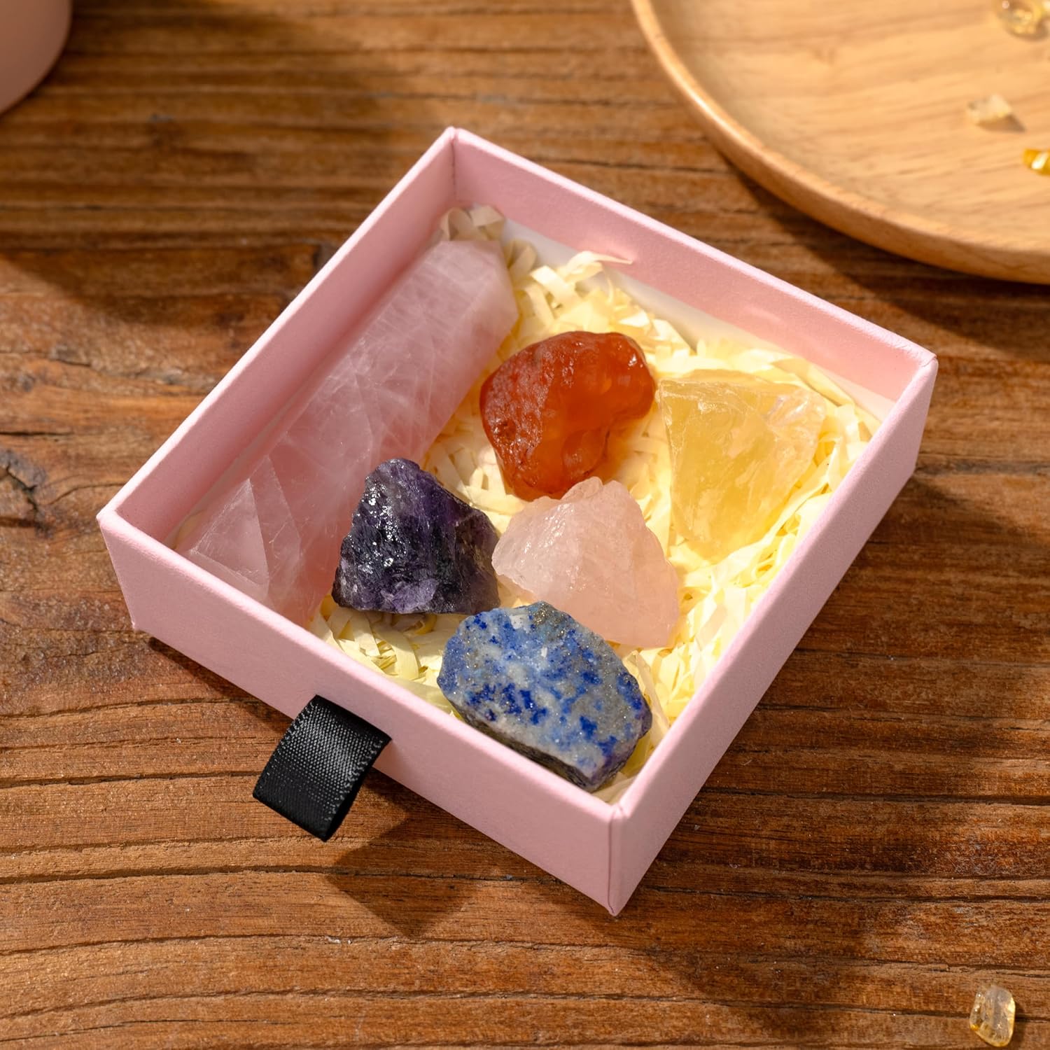 Runyangshi Torre de cristal curativo de cuarzo rosa natural de 3 pulgadas con 5 piedras crudas de cristal en bruto para Reiki Chakra Meditación