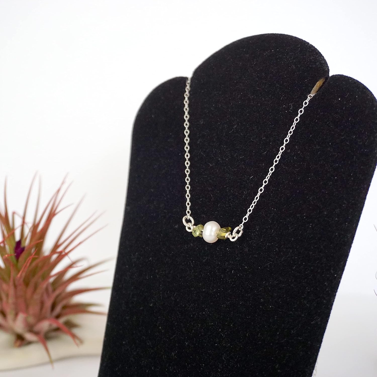 Designs by Nature Gems Handmade Womens Peridot & Pearl Charm Necklace 20-22 inch Adjustable Chain Sterling Silver, August & June Birthstone