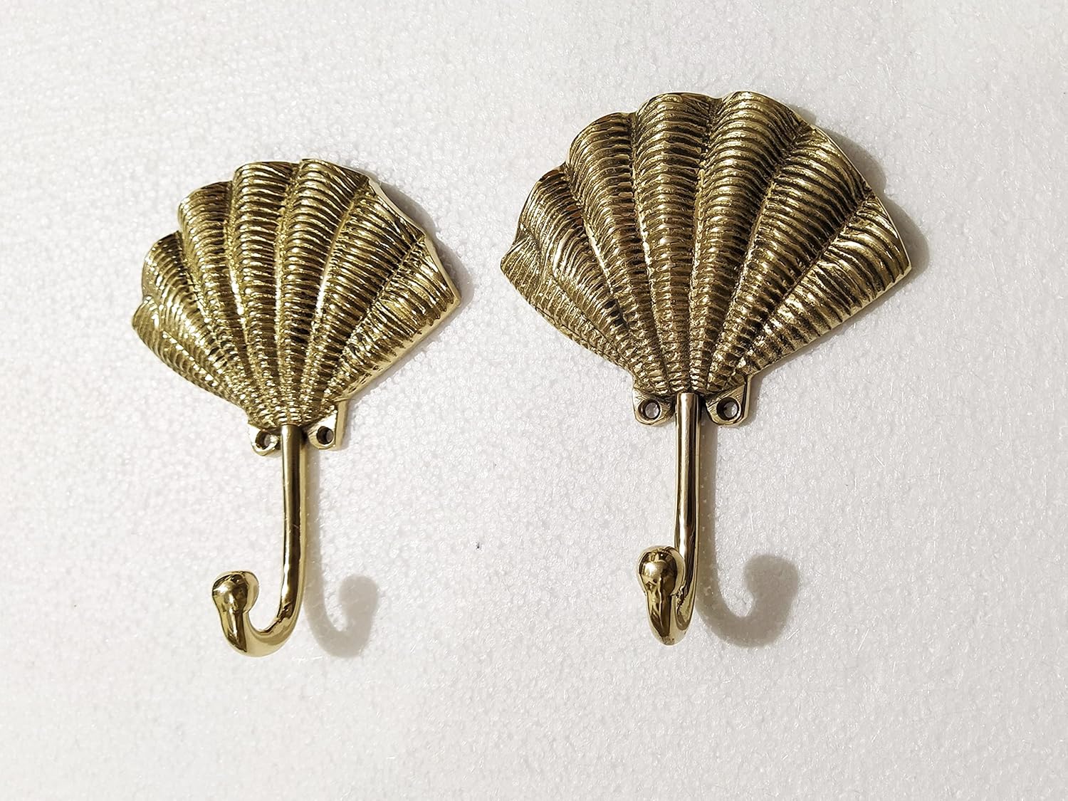 INDIAART12 – Ganchos de latón para montaje en pared, 2 piezas, escultura, único, un excelente artículo para el hogar  Oficina  Artículo decorativo