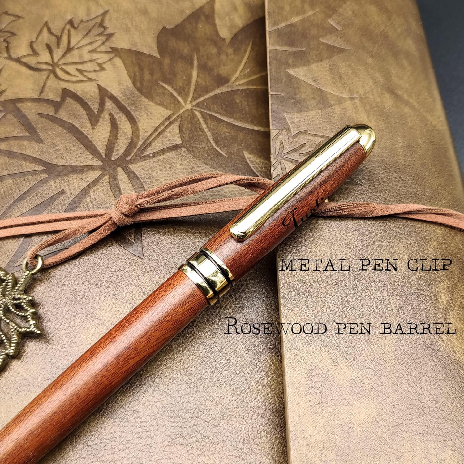 Bolígrafo de acción de perno personalizado, grabado gratis de madera + bolígrafo de metal con 2 repuestos, regalos personalizados para Navidad, día