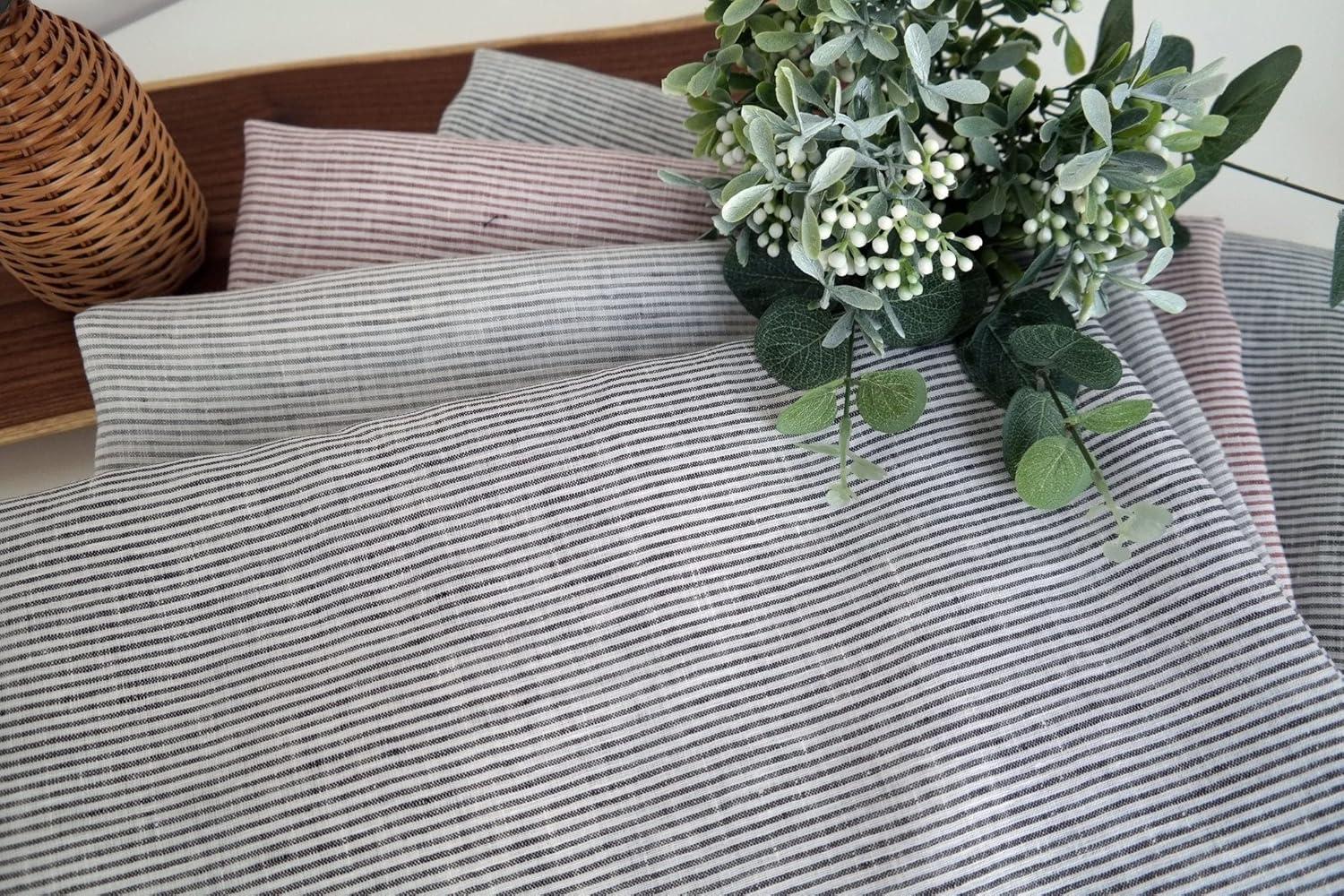 Colección de rayas finas grises 100% tela de lino, ligera y de alta calidad para manualidades y decoración del hogar