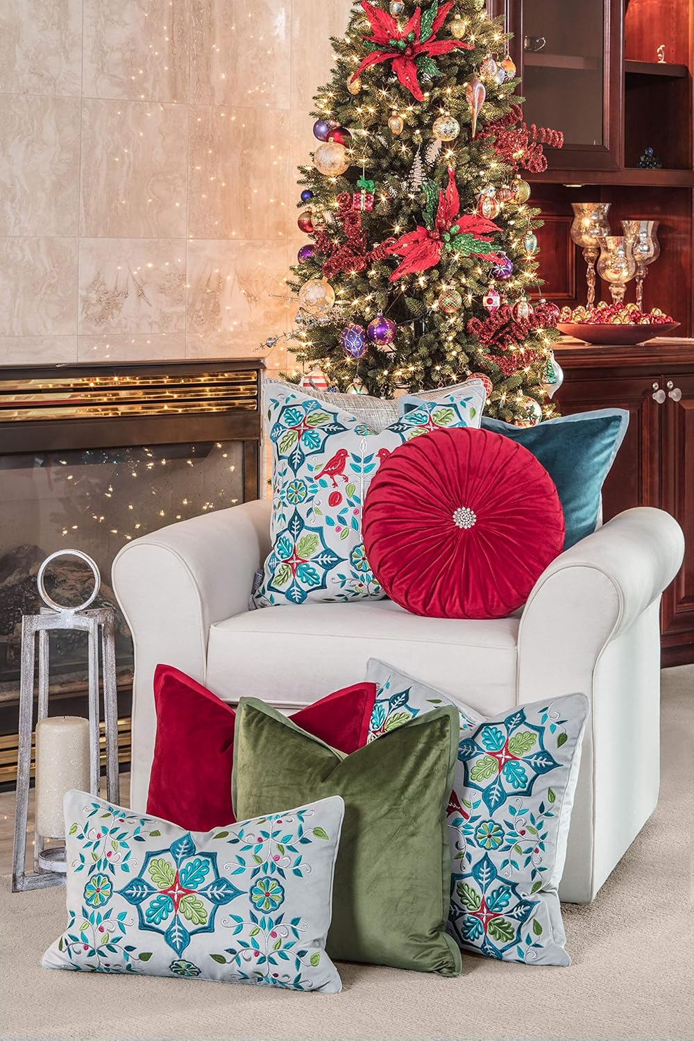 Pillow Perfect Almohada decorativa de copos de nieve y bayas, 20 pulgadas, multicolor