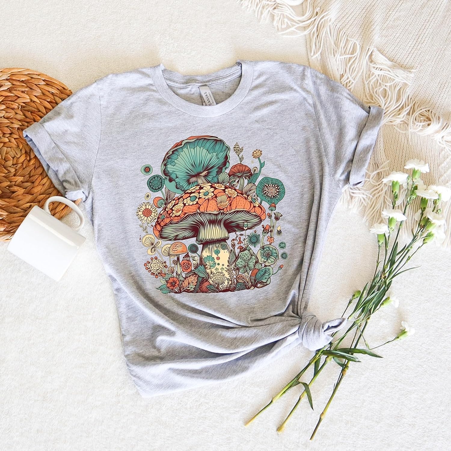 Aesthetic Mushroom Shirt, Goblincore Shirt, Hippie Shirt, Nature Lover Gift, Mushroom Lover Shirt, Vintage T shirt, Retro Tee, Tshirts