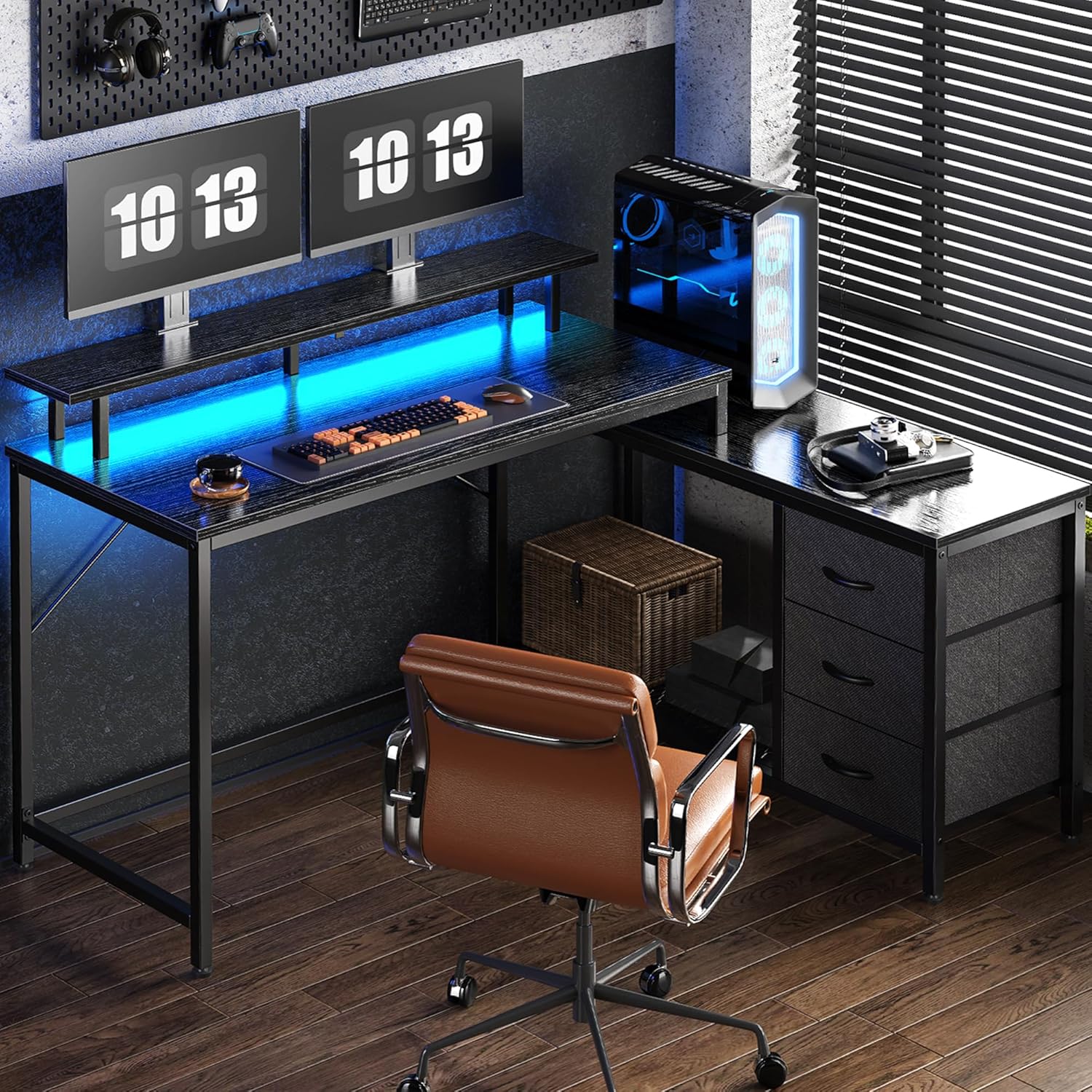 Huuger Escritorio reversible en forma de L para computadora con cajones, escritorio para juegos con luces LED y tomas de corriente, escritorio de