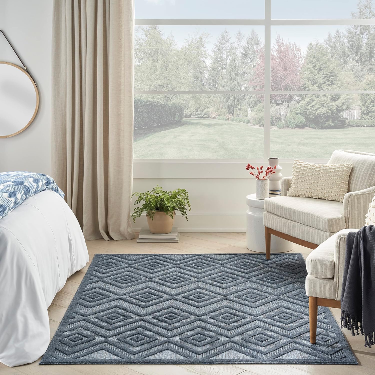 Nourison Alfombra versátil para interiores y exteriores, color azul marino, de 5 x 7 pies, fácil de limpiar, no se desprende, para dormitorio, sala