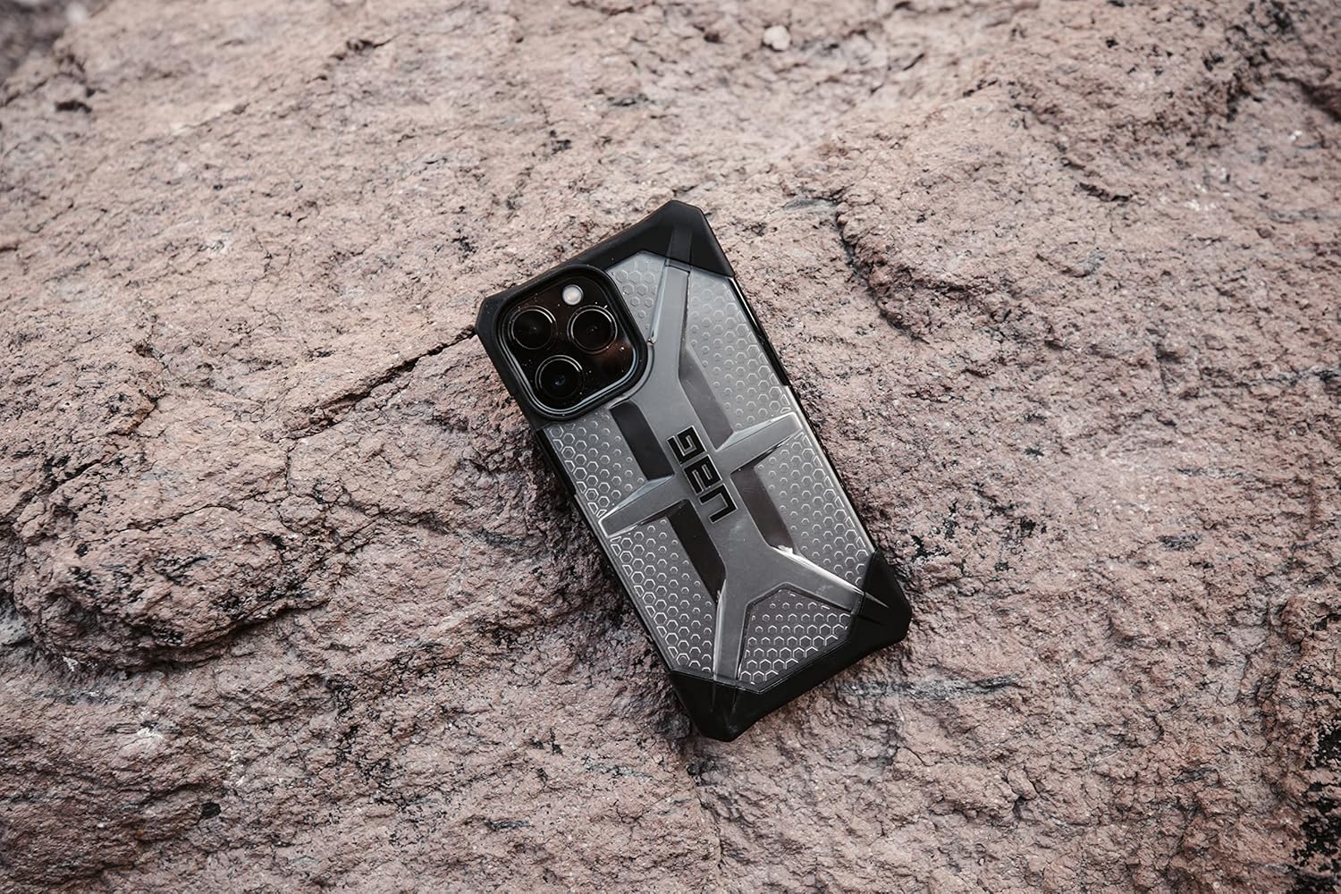 URBAN ARMOR GEAR UAG – Funda diseñada para iPhone 13 Pro, transparente, resistente, ligera, delgada, a prueba de golpes, transparente, cubierta
