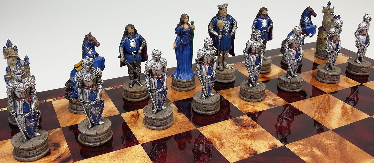 Medieval Times King ArthurSir Lancelot Camelot Knights – Juego de ajedrez con tablero de color cereza brillante de 18 pulgadas y madera de Burlwood