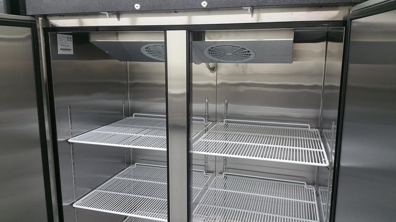 Alcance de acero inoxidable de 2 puertas en congelador comercial – MBF8002