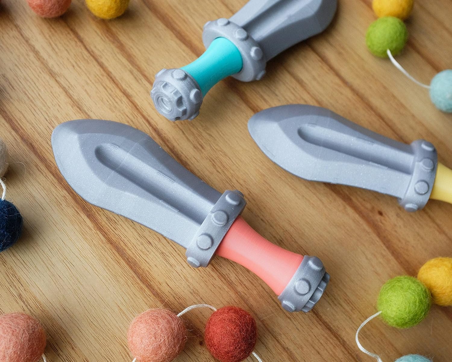 Baby’s First Sword – Divertido juguete sensorial de sonajero para bebés y niños pequeños, aguamarina