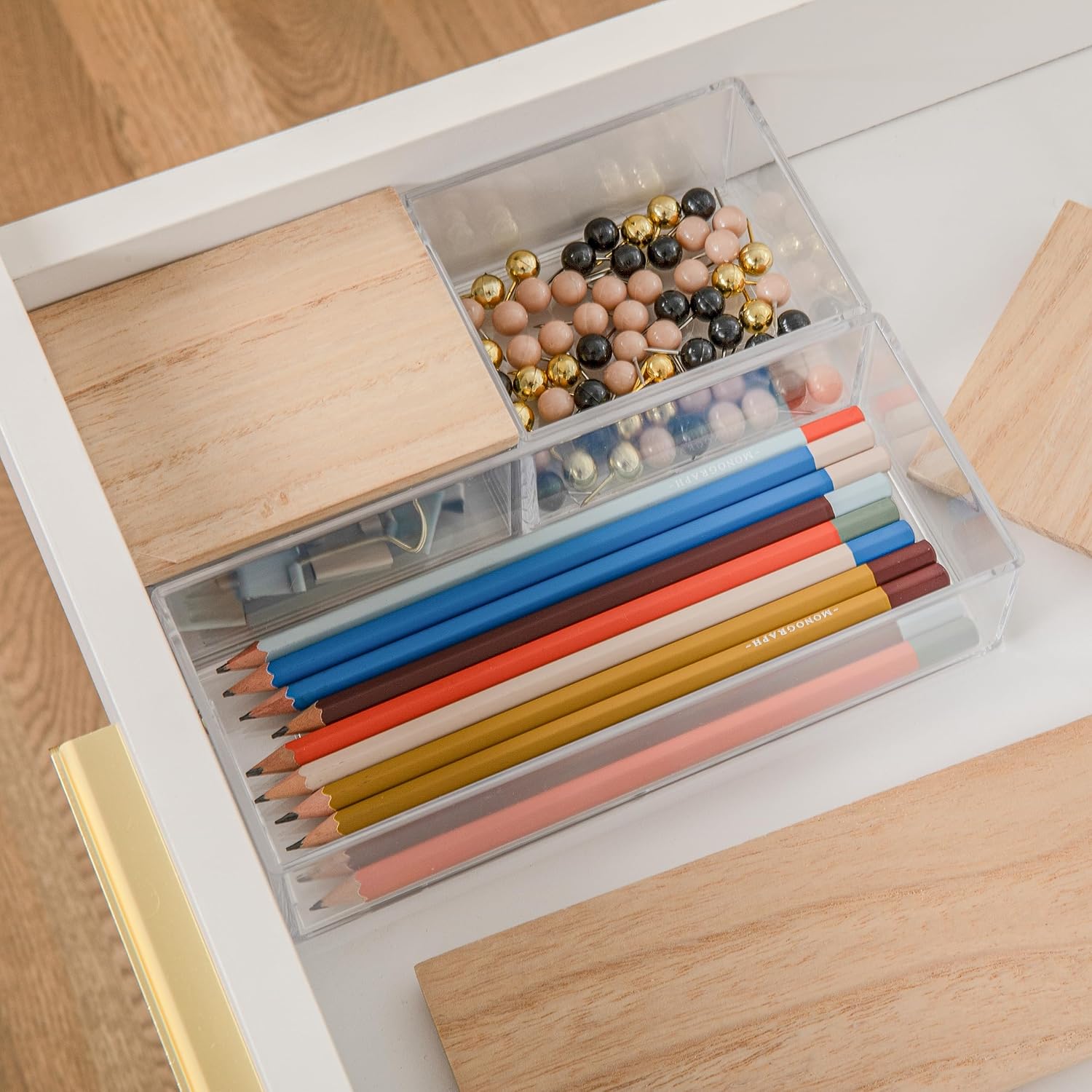 Martha Stewart Brody – Contenedores organizadores de plástico con tapas de madera de paulownia para oficina en casa, cocina o baño, paquete de 3, 2
