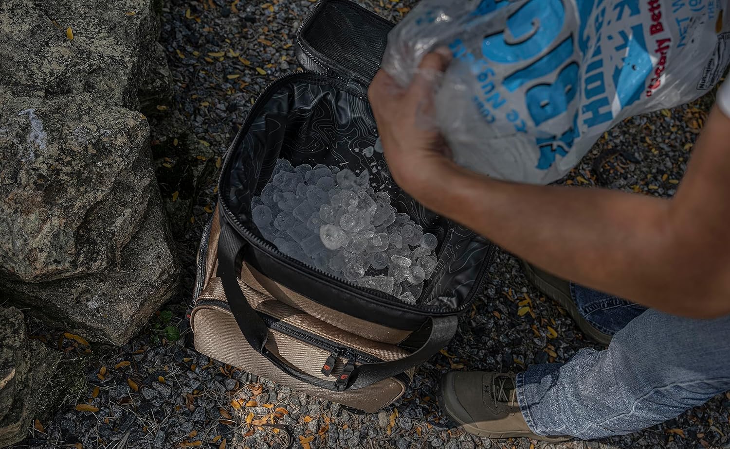 Grizzly Drifter – Bolsa enfriadora de 30 ruedas de lados suaves  30 cuartos de galón  Baúl de hielo para playa, barco, camping, coche, pesca, golf,