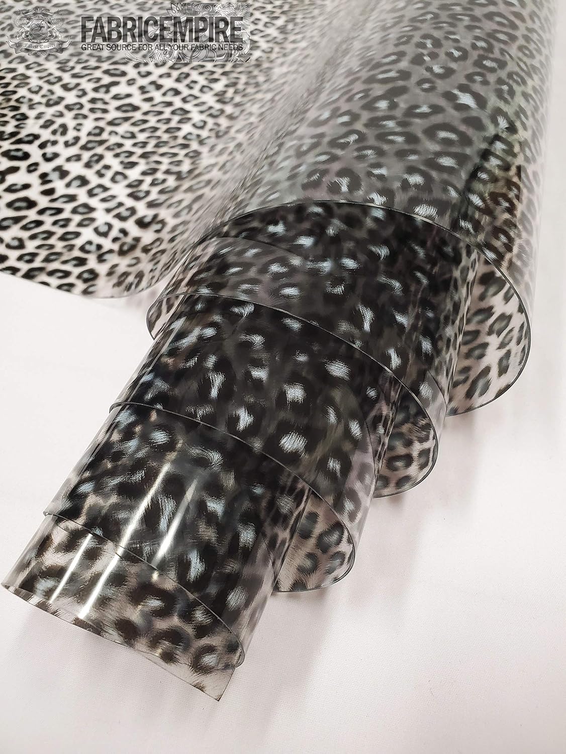 The Yard – Tela de vinilo de plástico transparente con estampado de leopardo y estampado animal, color blanco, calibre 30, 54 pulgadas de ancho,