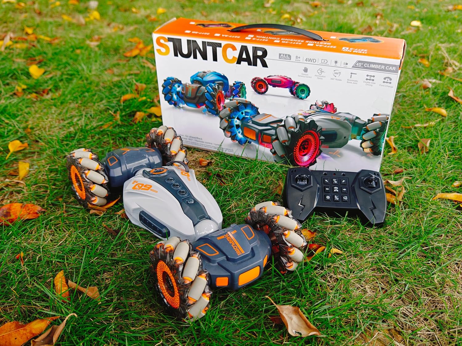 Gesture – Auto de control remoto con aerosol, transformación 4WD 360 gira todo terreno 2.4 GHz juguete con luces de música, autos de acrobacias RC