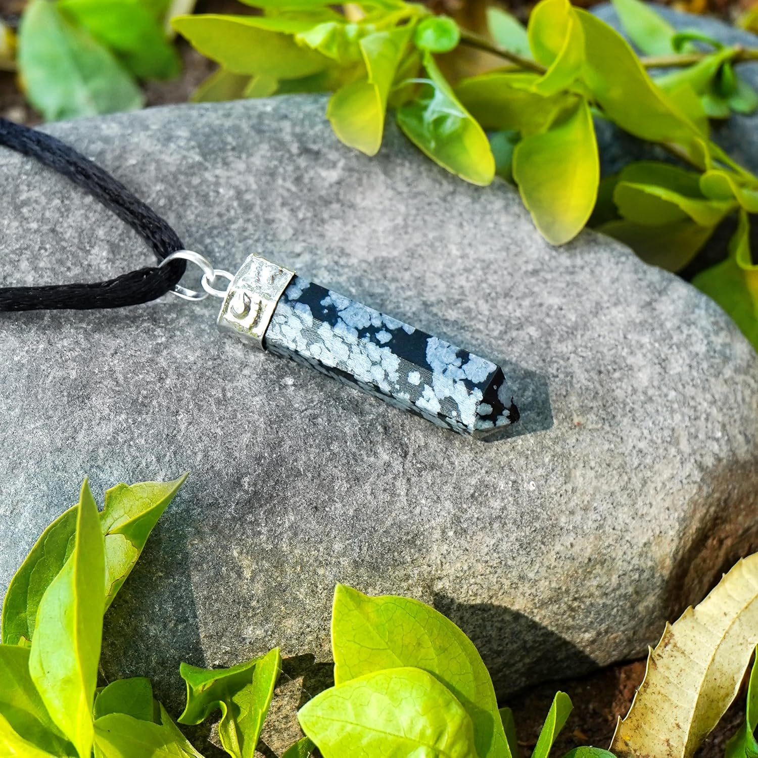 Colgante curativo de cristal de obsidiana de copo de nieve  Para raíz y chakra sacro  Aporta conciencia de la conciencia del alma, optimismo,