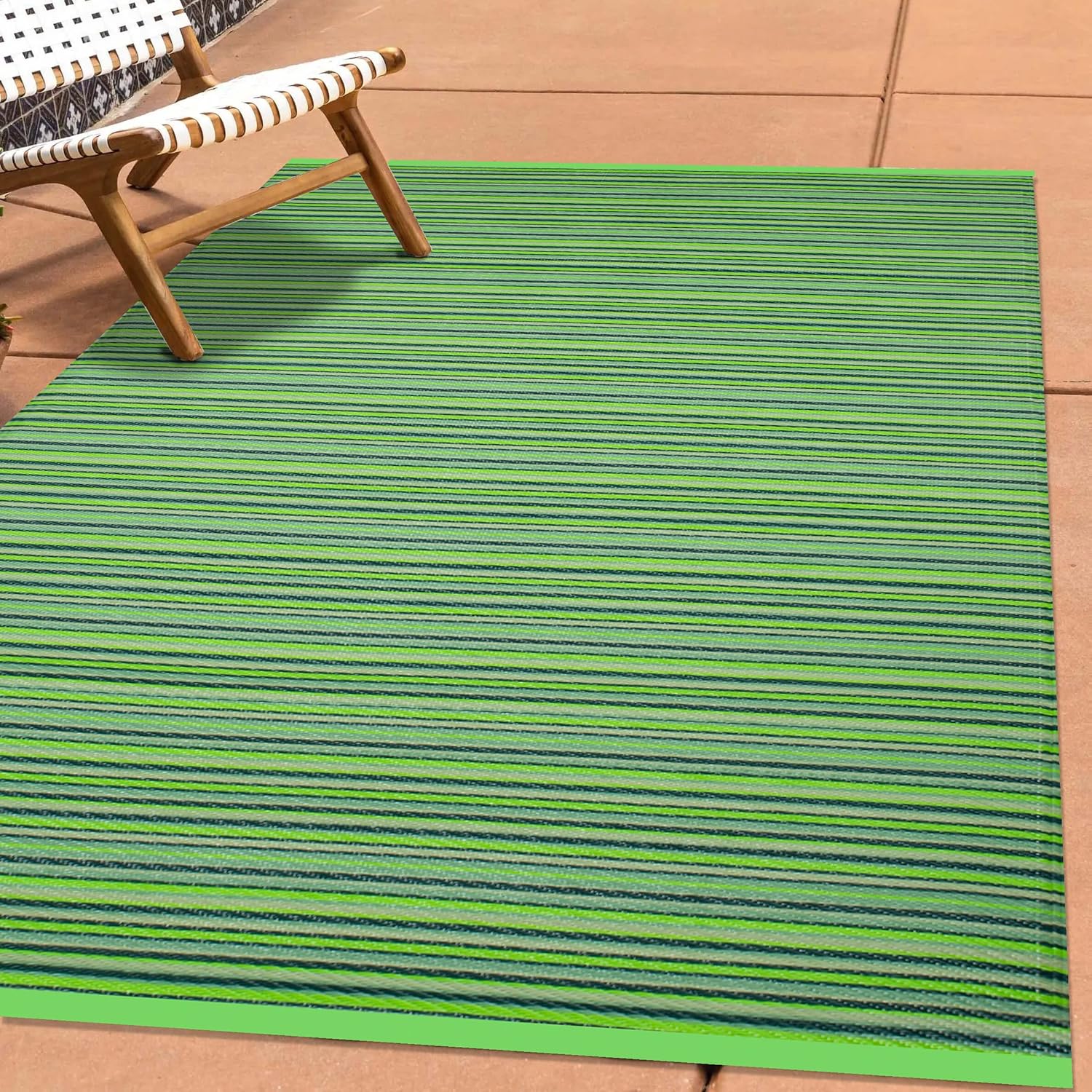 Green Decore Alfombra de plástico reversible, resistente a las manchas y a la decoloración, para patio al aire libre (8 x 10 pies, color verde