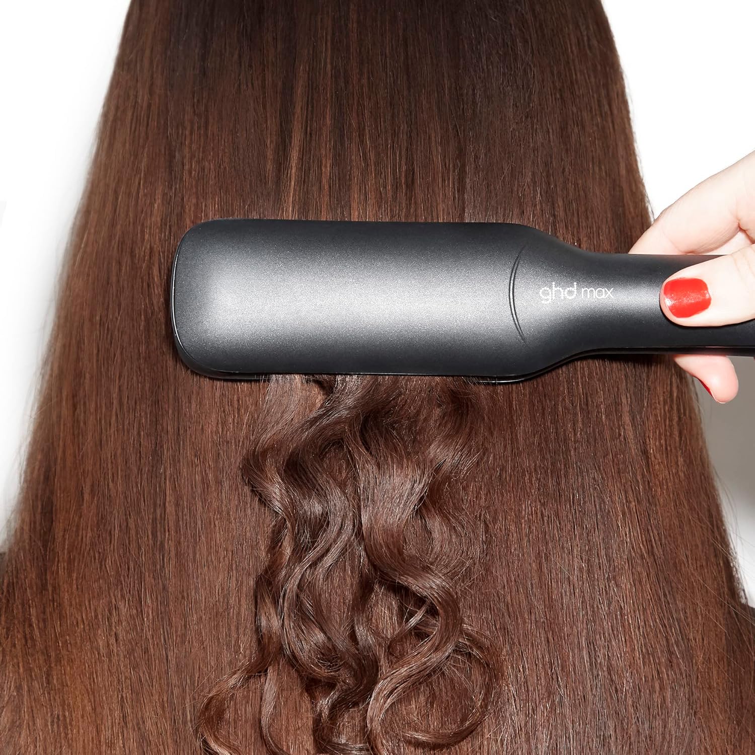 ghd Max Styler Essentials Duo – Plancha plana de 2 pulgadas de ancho para alisar el cabello (negro) con protector de cuerpo en aerosol de protección