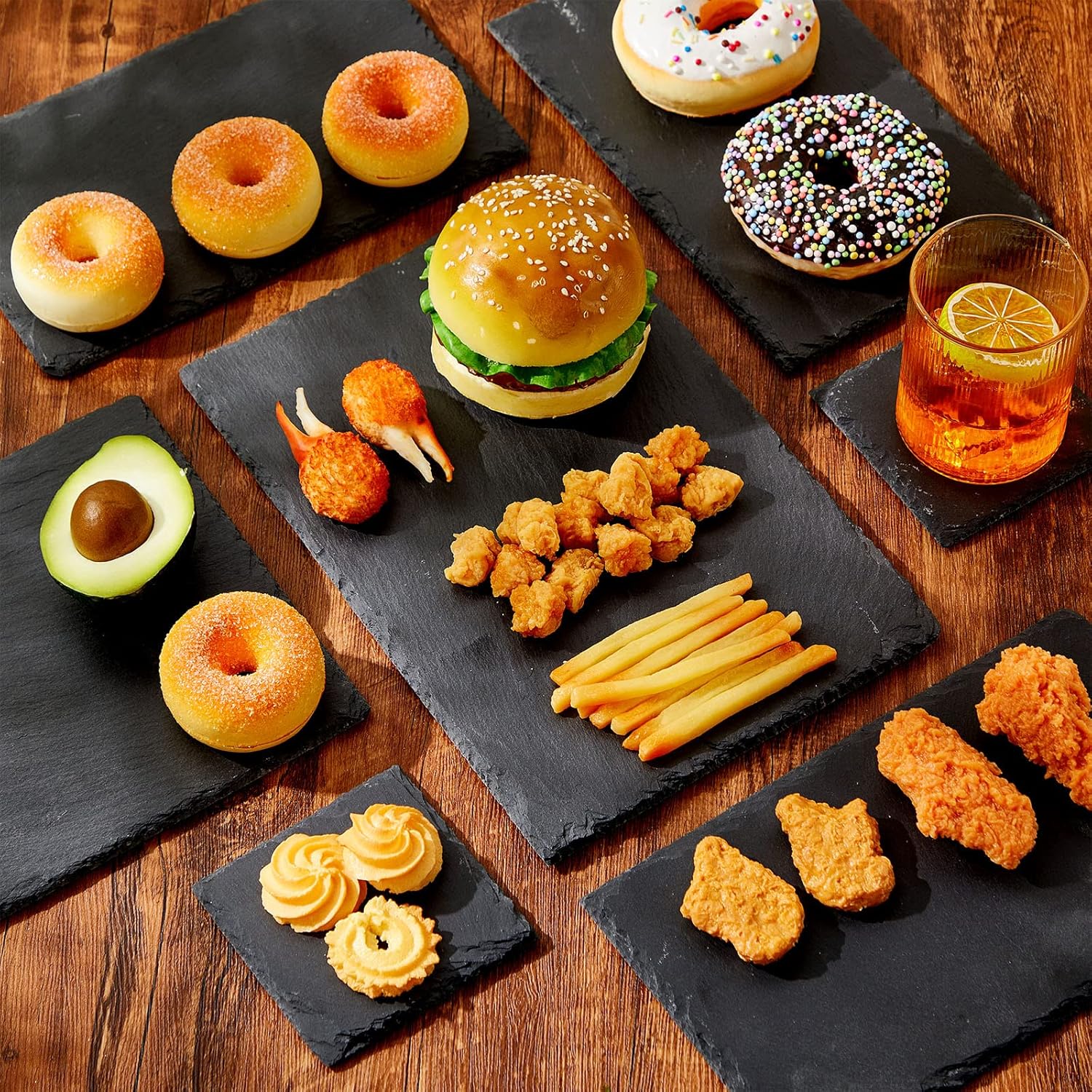 Didaey Juego de 18 tablas de pizarra negra para queso, platos de piedra para sushi, bandeja de queso de pizarra individual para Navidad, cortar,