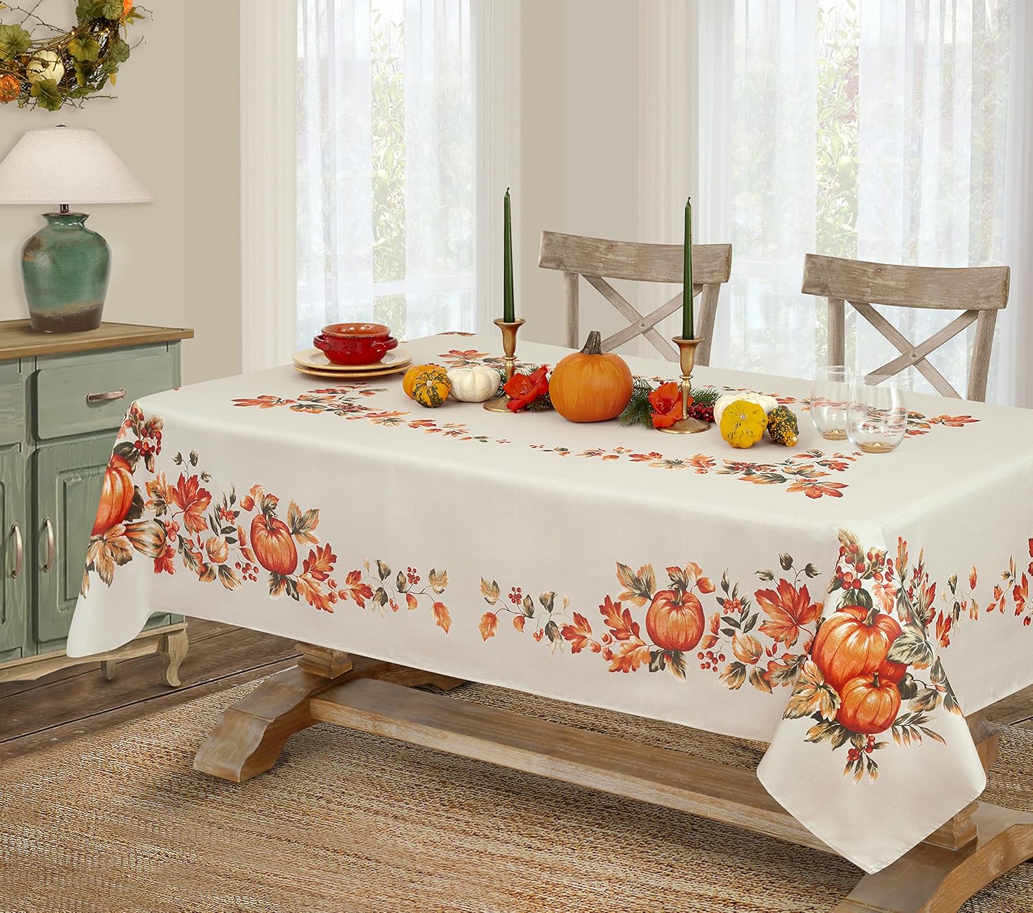 Mantel de Acción de Gracias Traditions con borde de cosecha de otoño, hojas de otoño y parche de calabaza, mantel de tela de fácil cuidado, 52 x 52