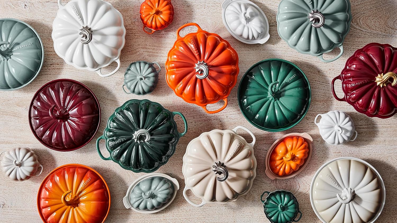 Le Creuset Plato de mantequilla de calabaza de gres, caqui