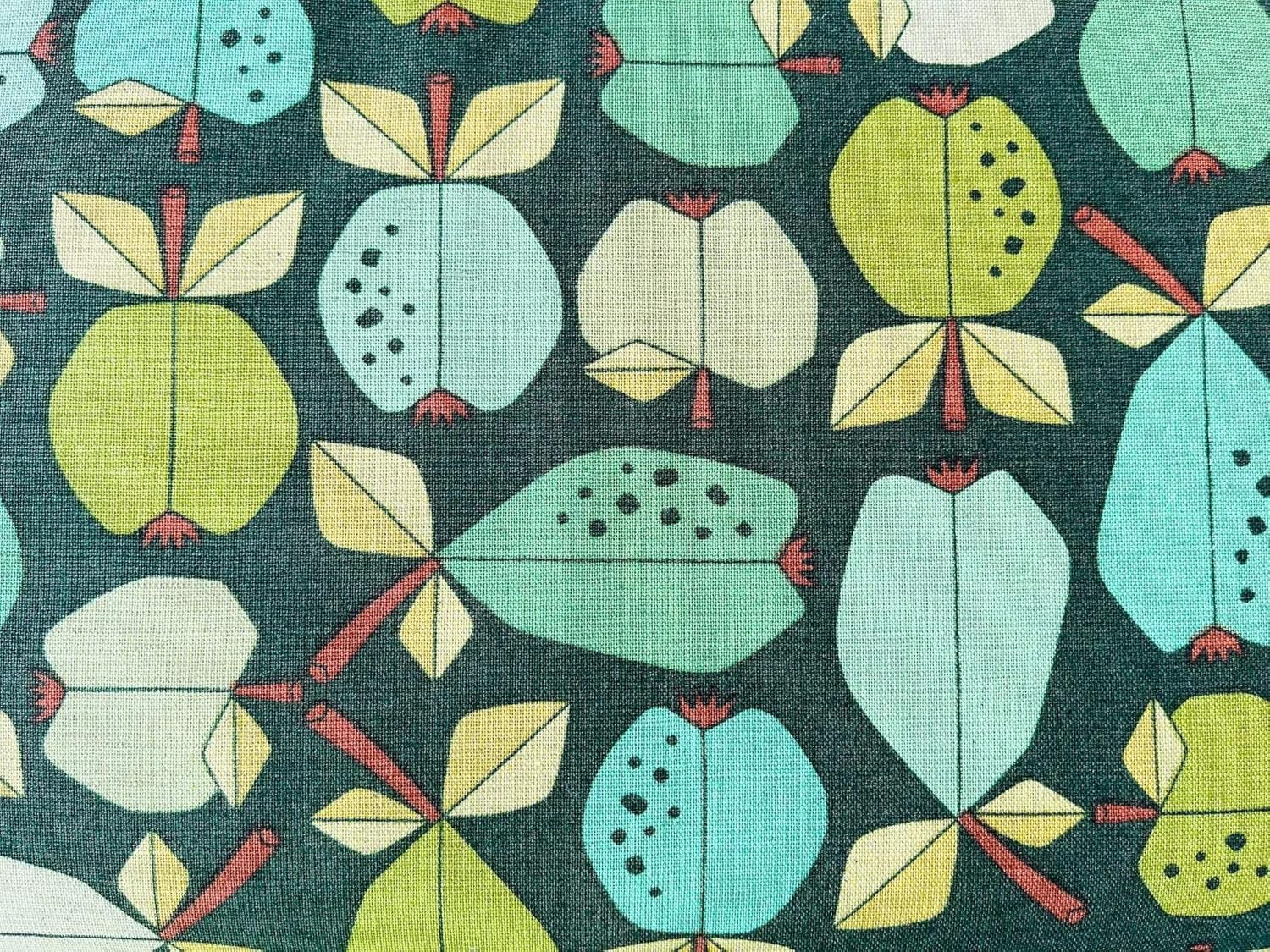 Under The Apple Tree – Huerto – Lienzo verde sin blanquear – Loes Van Oosten – Tela de lona de algodón + acero – LV503-GR7UC 12 yarda 44