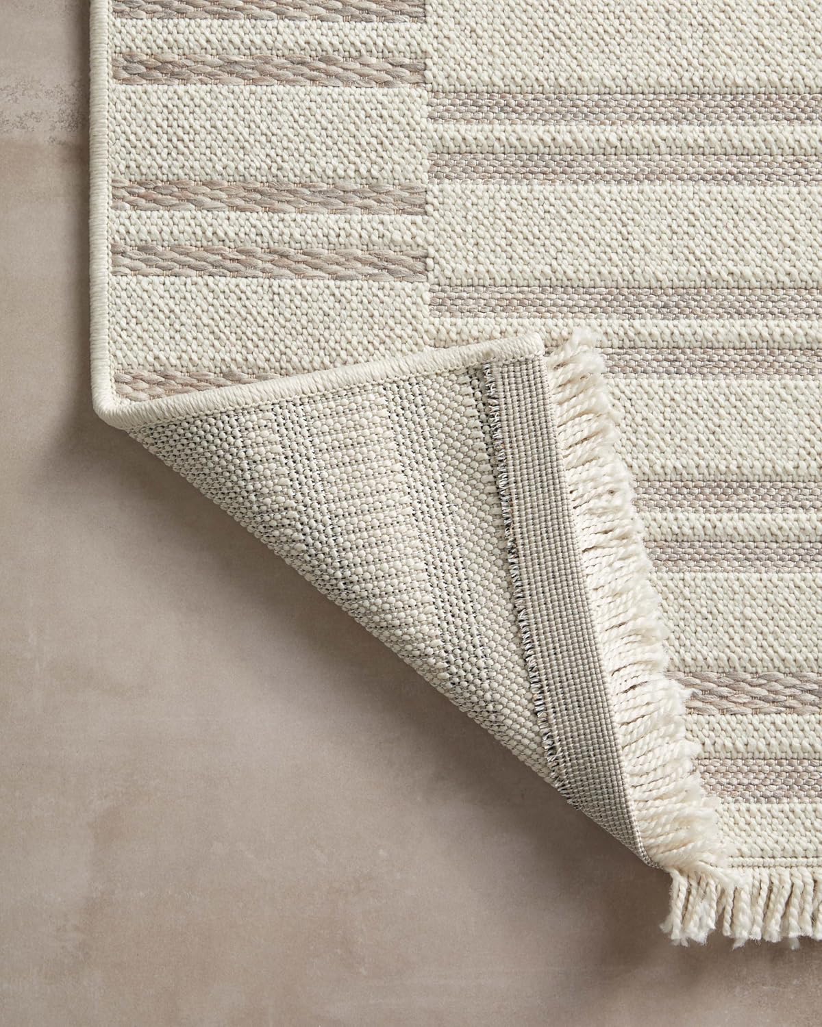 Loloi Amber Lewis x Loloi Malibu Collection MAB-03 – Alfombra de área para interior y exterior, 8′-10″ x 12′-2″, color marrón claromarfil
