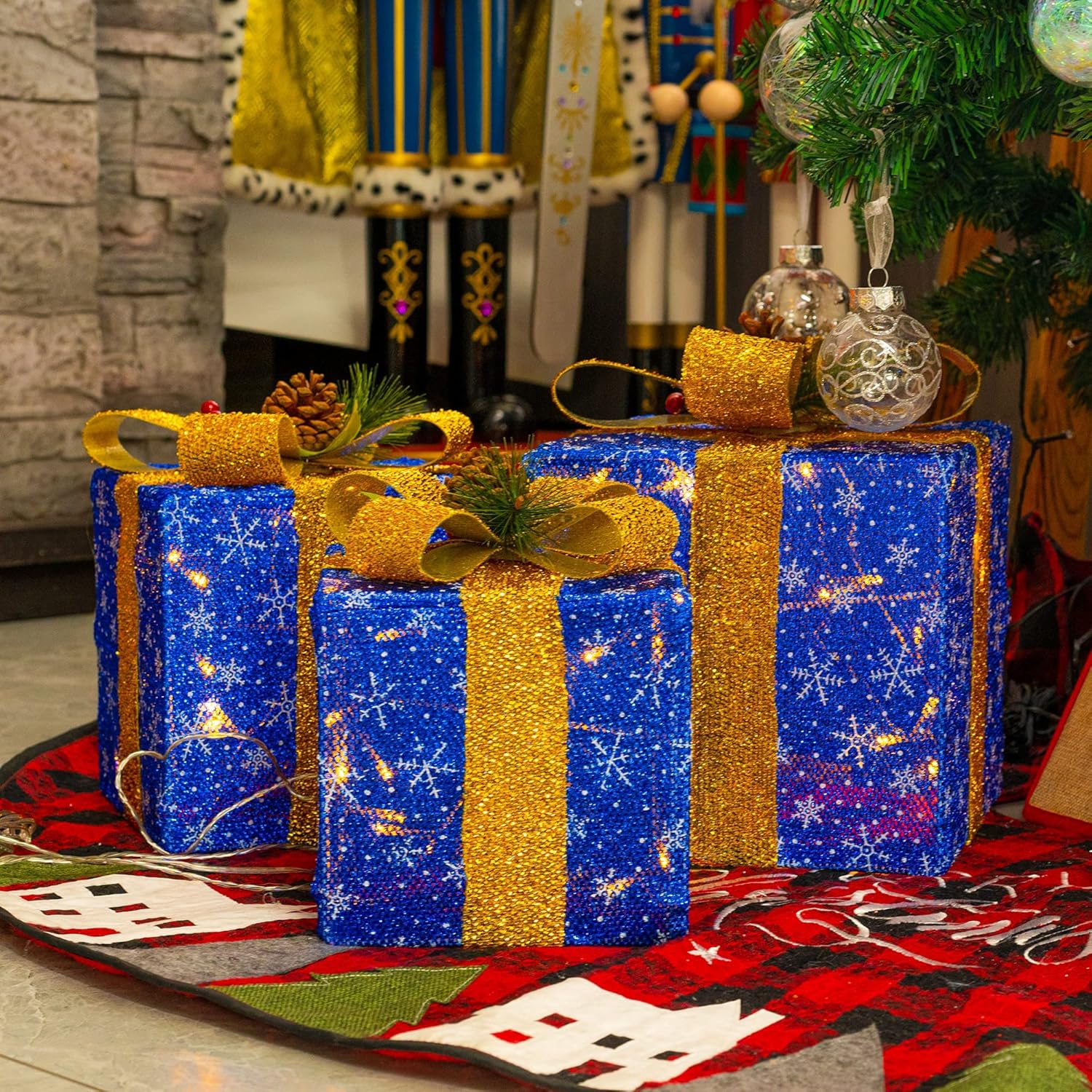 FUNPENY Set of 3 Christmas Lighted Gift Boxes, 50 LED Christmas Box Decorations, Presents Boxes with Ribbon Bows for Xmas Tree, Yard, Home, Indoor