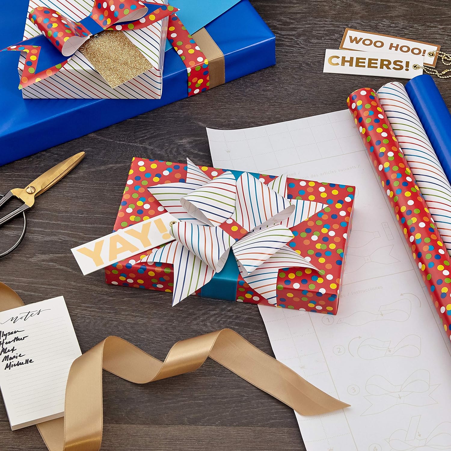 Hallmark Papel de regalo de cumpleaños con plantillas para lazos hechos a mano en el reverso (paquete de 3 75 pies cuadrados ttl) azul real, rayas