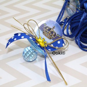 Royal Crown King and Queen Polka Dot Acrílico Chupete Cinta Collares Baby Shower Game Favores Premio Decoraciones Niño Niña (Azul) Royal Crown King and Queen Polka Dot Acrílico Chupete Cinta Collares Baby Shower Game Favores Premio Decoraciones Niño Niña (Azul)
