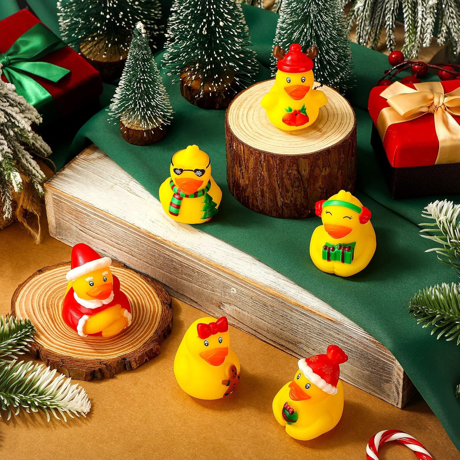 Honoson 36 patos de goma de Navidad a granel, mini patos de goma de Navidad, recuerdos de fiesta de Navidad para Navidad, cumpleaños, recompensas de