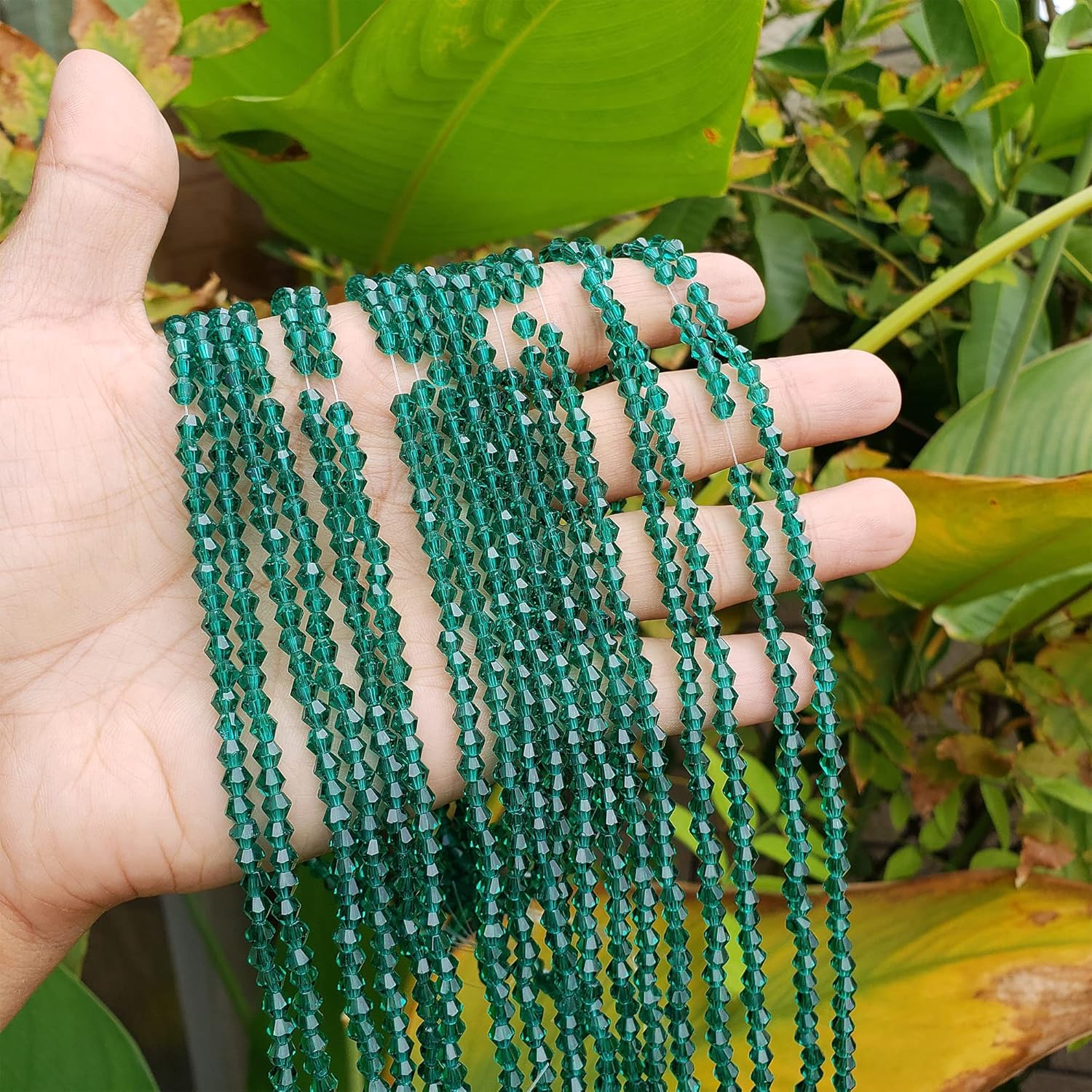 Chengmu Cuentas de vidrio verde bicono de 0.157 in para la fabricación de joyas, 1700 unids facetadas Crytal Spacer Beads Surtidos Accesorios para