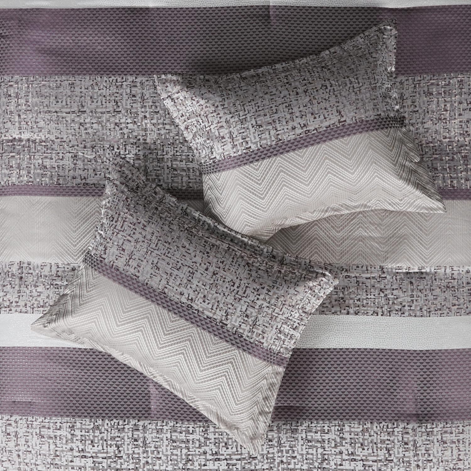 Madison Park Juego de edredón de lujo, diseño tradicional de jacquard, ropa de cama alternativa para todas las estaciones, falda de cama a juego,