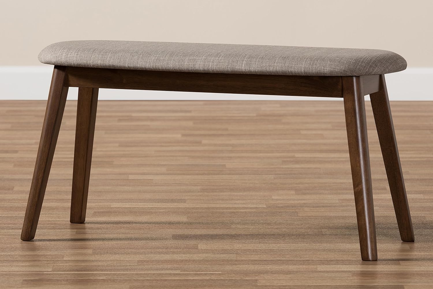 Baxton Studio Easton Mid-Century – Banco de madera tapizado de tela gris claro con acabado de nogal
