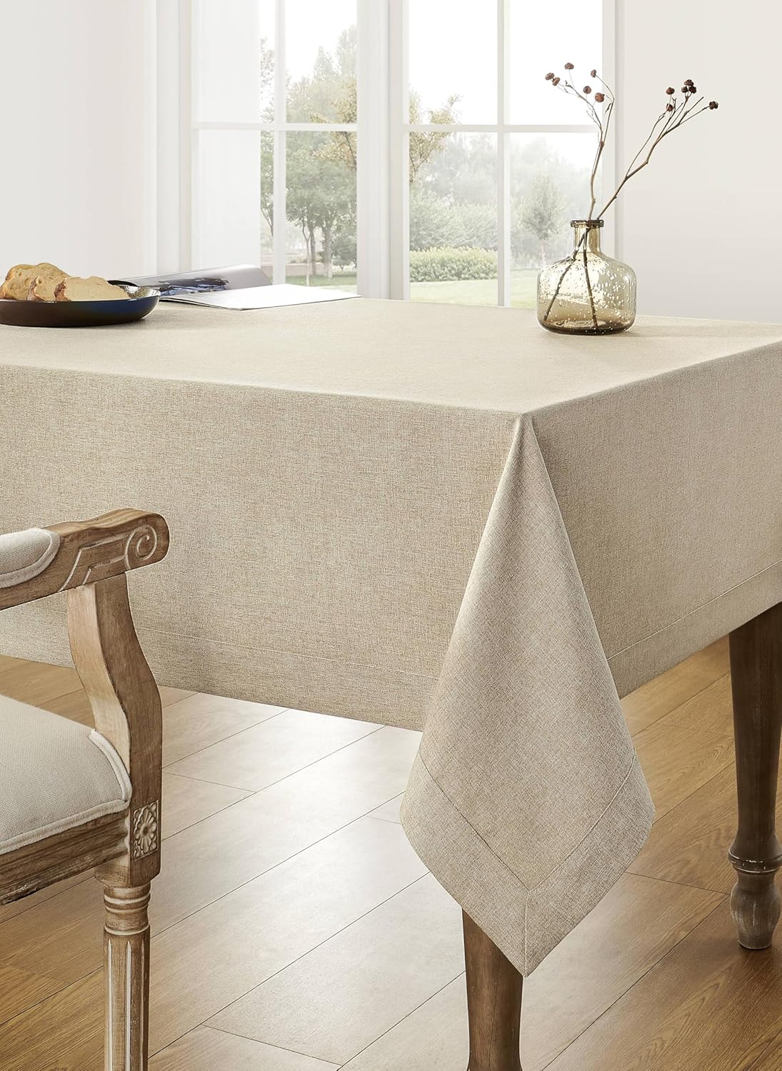 ZeeMart Mantel rectangular básico de lino sintético color beige, 52 x 70 pulgadas, color cambray natural, resistente a las arrugas, lavable, de