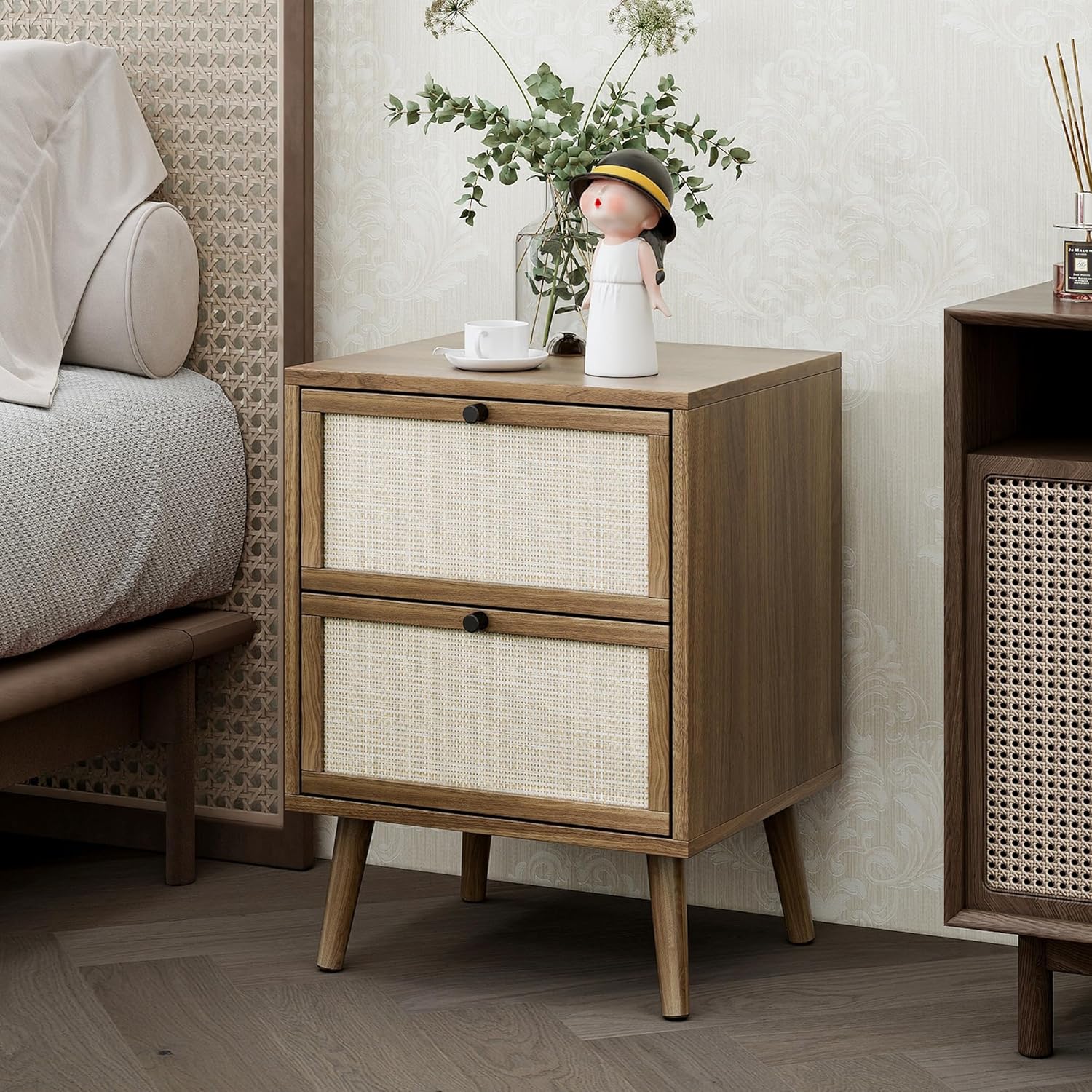 Juego de 2 mesitas de noche de ratán, mesa auxiliar de ratán con 2 cajones decorados a mano, mesa decorativa de madera con 2 cajones de