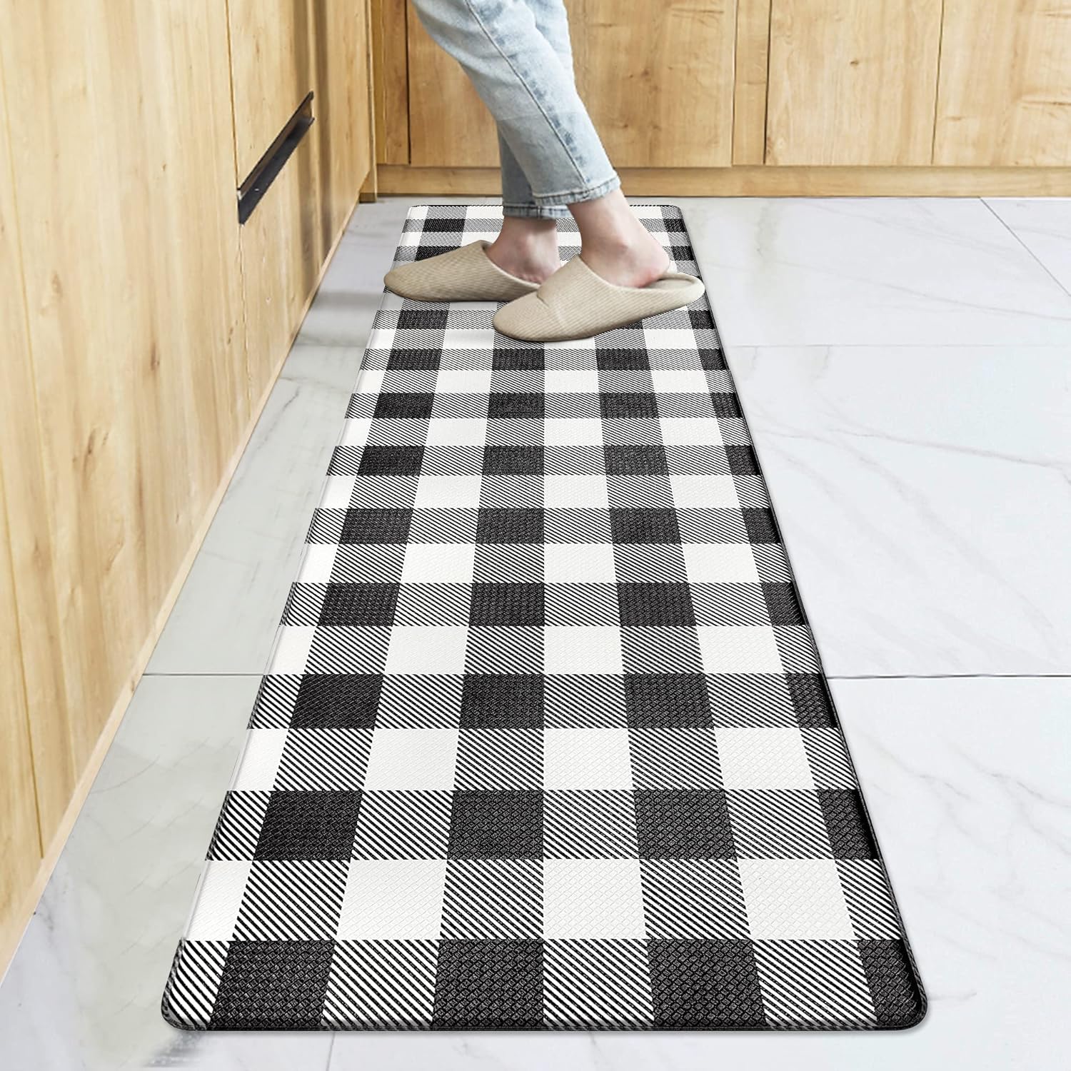 Tapete de cocina antifatiga para cocina, camino de piso de 17.3 x 59 pulgadas, tapete de cocina a cuadros blanco y negro, impermeable, tapete cómodo
