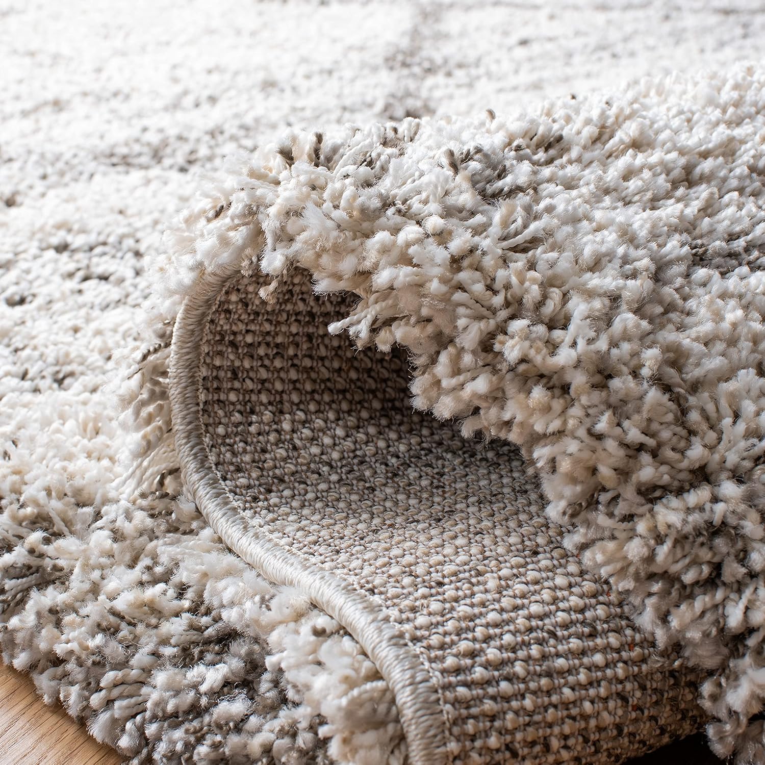 SAFAVIEH Colección Hudson Shag – Alfombra cuadrada, 8 pies, gris y beige, diseño de enrejado de diamante moderno, no desprende pelusa, 2 pulgadas de