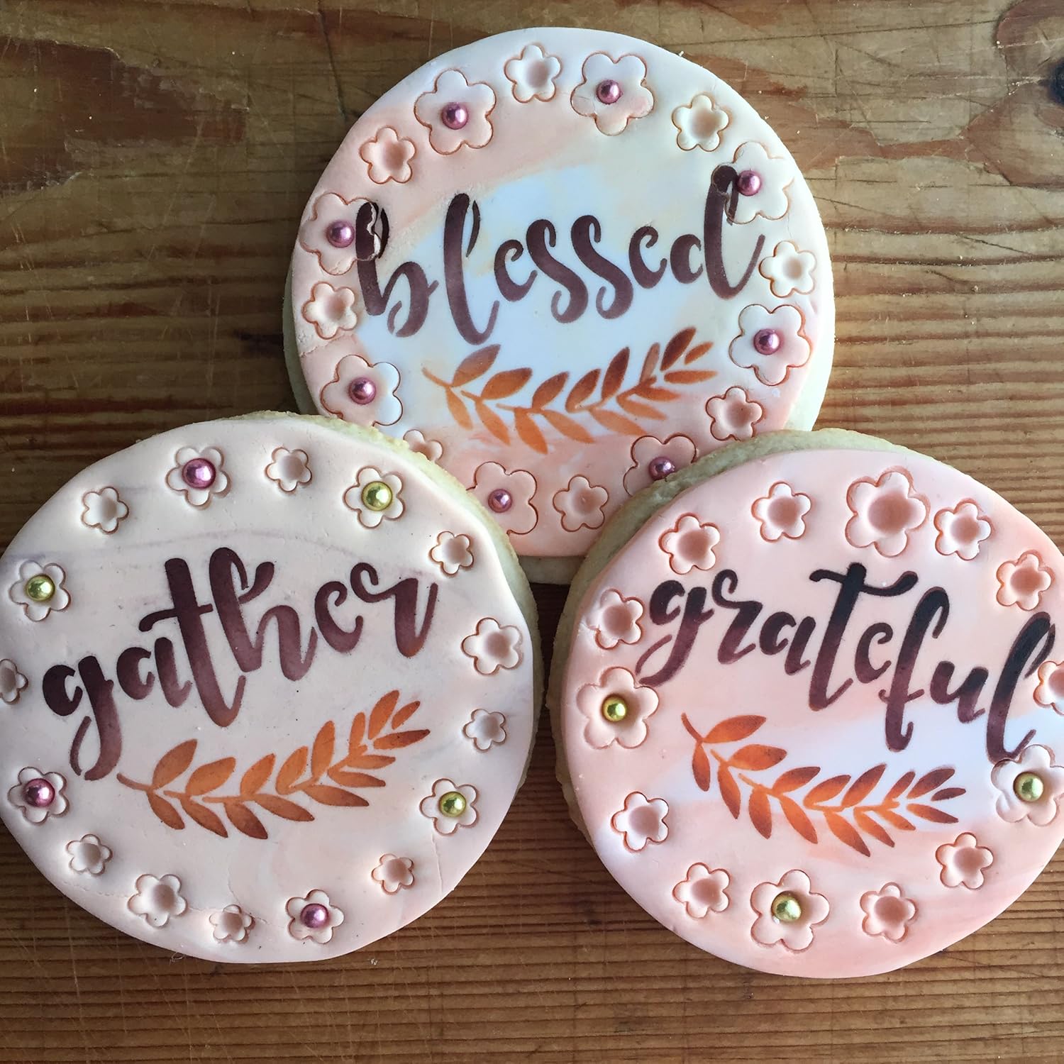 Plantilla de galletas Grateful, Blessed And Gather C993 de Designer Stencils