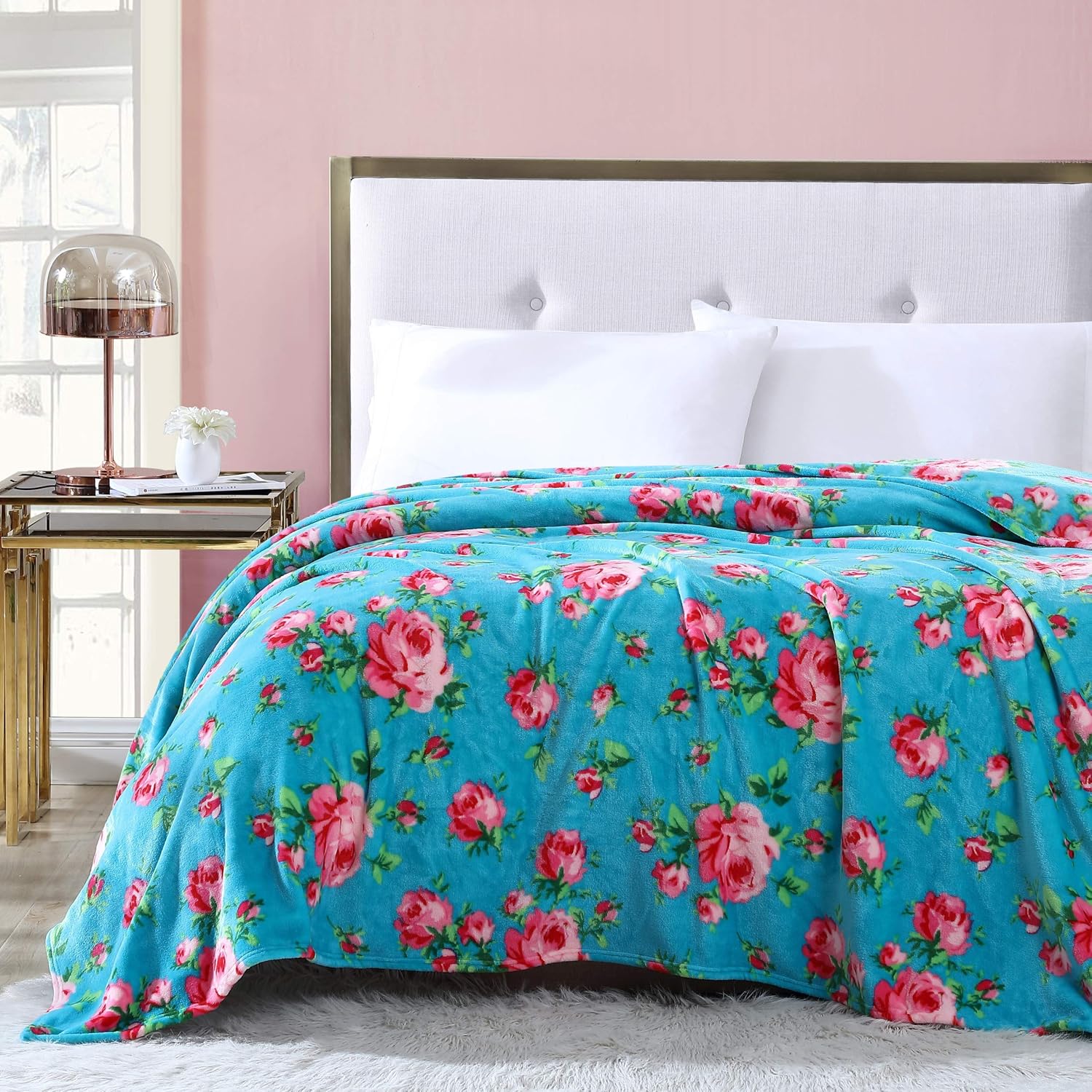 Betsey Johnson  Colección Fleece  Manta – Forro polar de felpa ultrasuave y acogedor, ligera y cálida, perfecta para cama o sofá, individual, día de