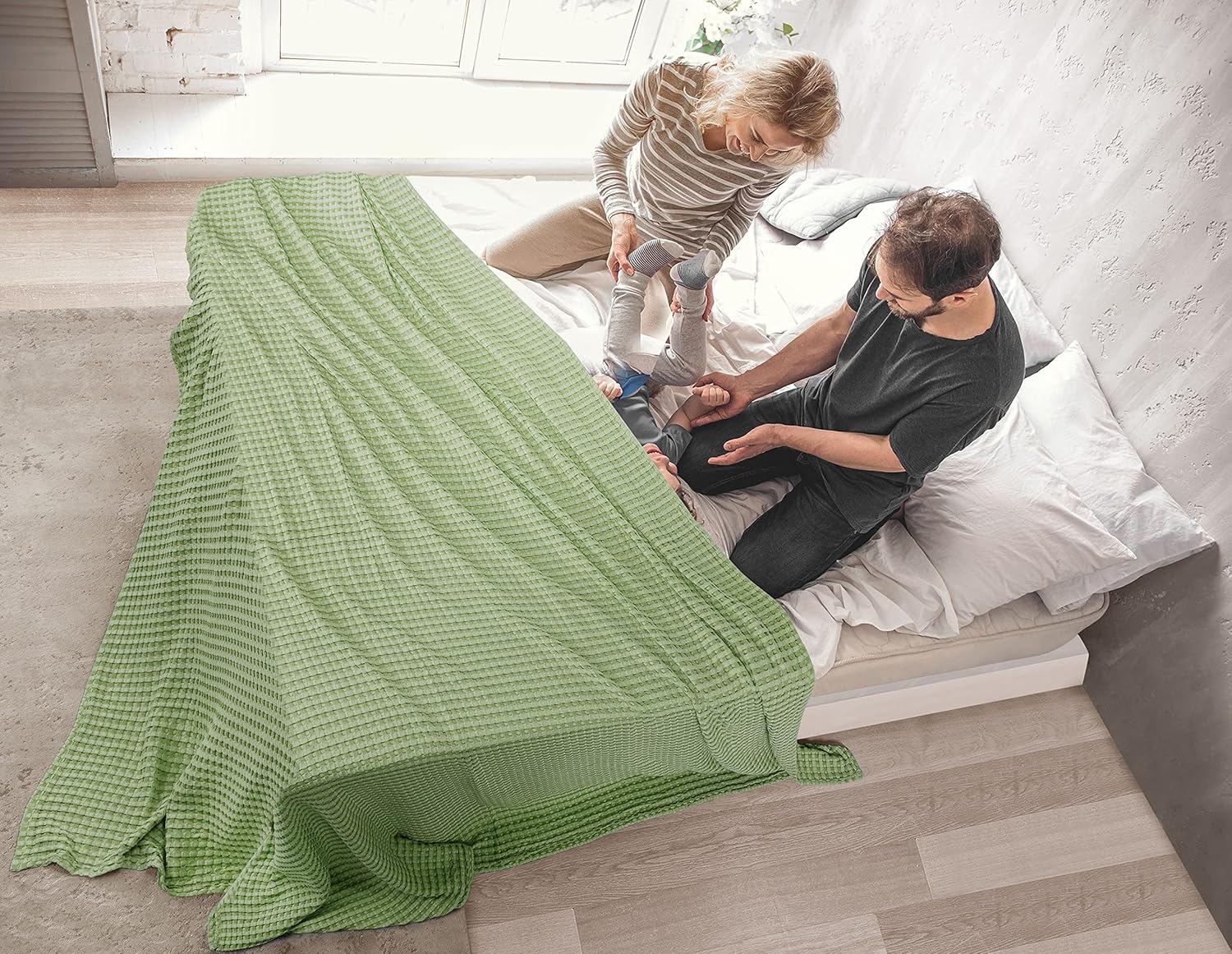 Utopia Bedding Manta de algodón de 300 GSM (verde salvia, 90 x 84 pulgadas), suave, ligera, transpirable, tamaño matrimonial, para cualquier cama