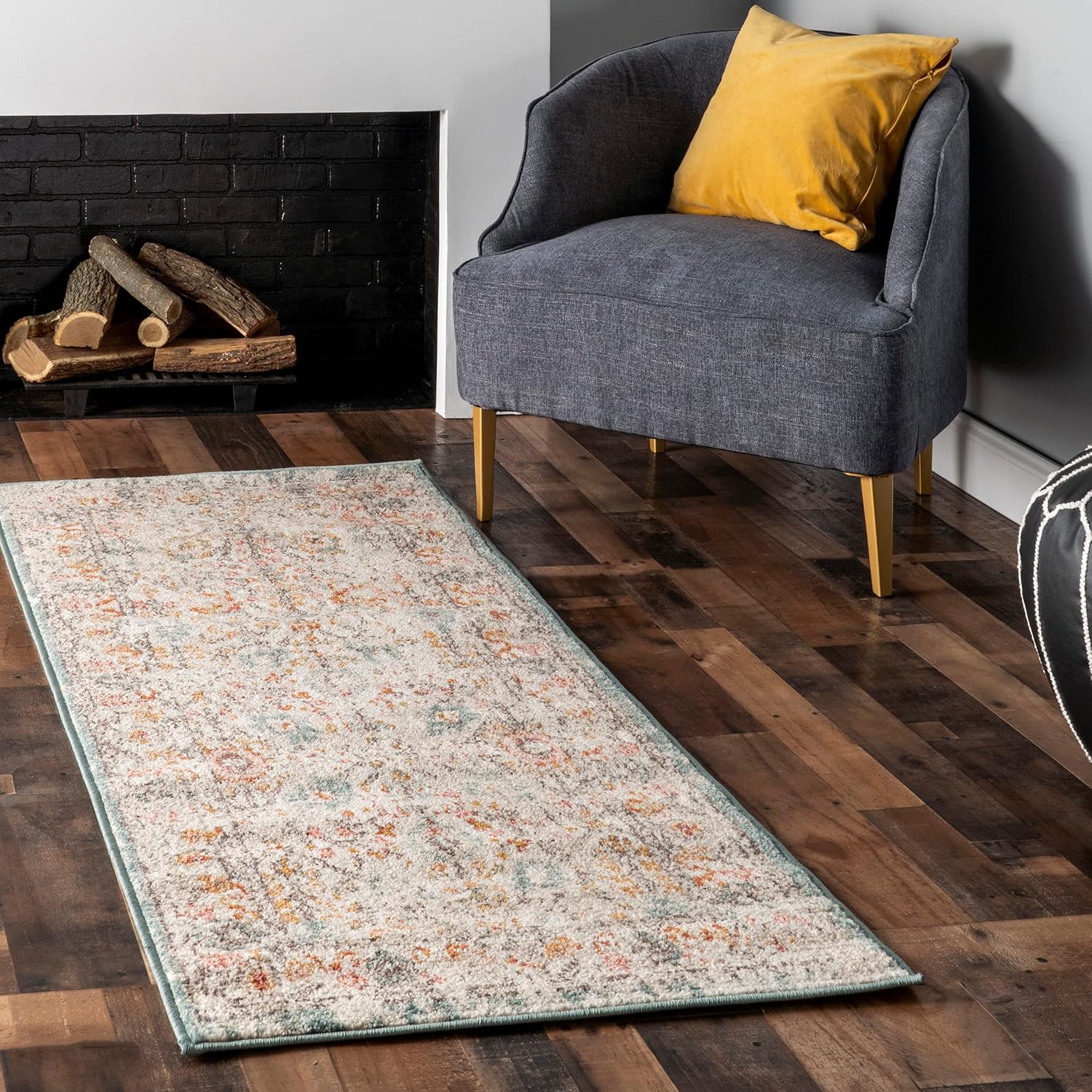 nuLOOM Lenore – Alfombra de pasillo floral vintage, 2 pies 6 pulgadas x 6 pies, beige, rectangular, 0.3 pulgadas de grosor