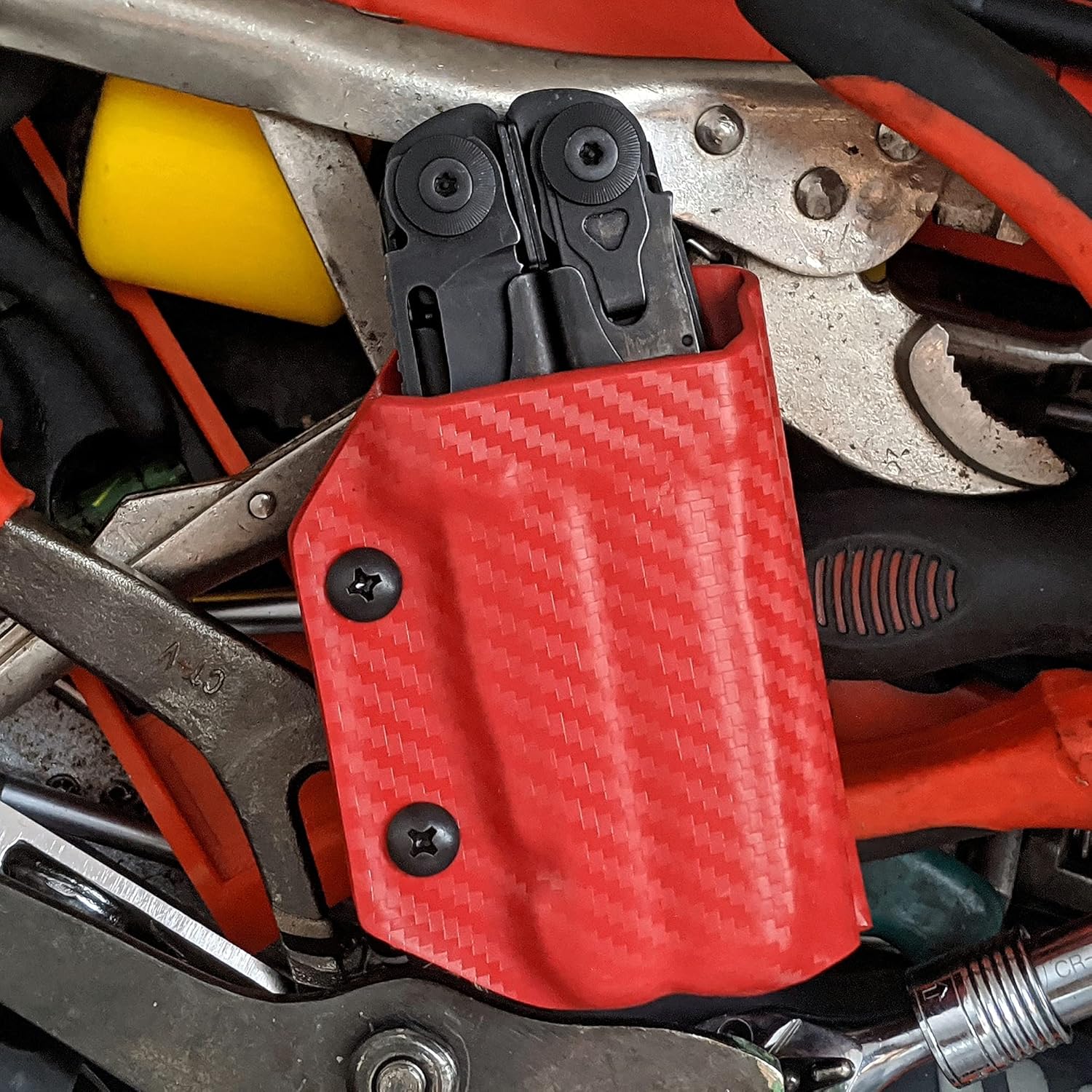 Clip & Carry Kydex – Funda multiherramienta para cuero contra sobretensiones, fabricada en Estados Unidos (multiherramienta no incluida) EDC Multi