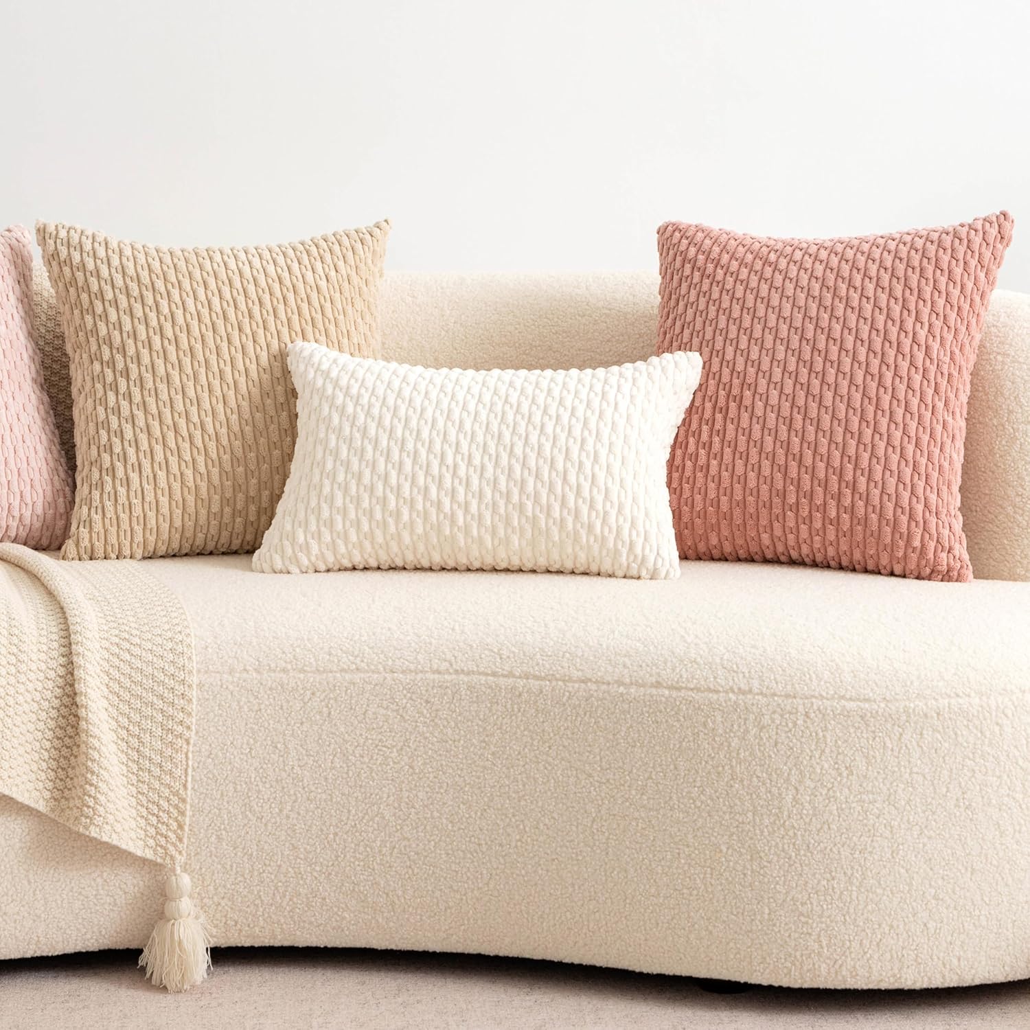 UGASA – Funda de almohada decorativa de pana suave de 12 x 20 pulgadas, estilo bohemio, a rayas, rectangular, decoración moderna del hogar para