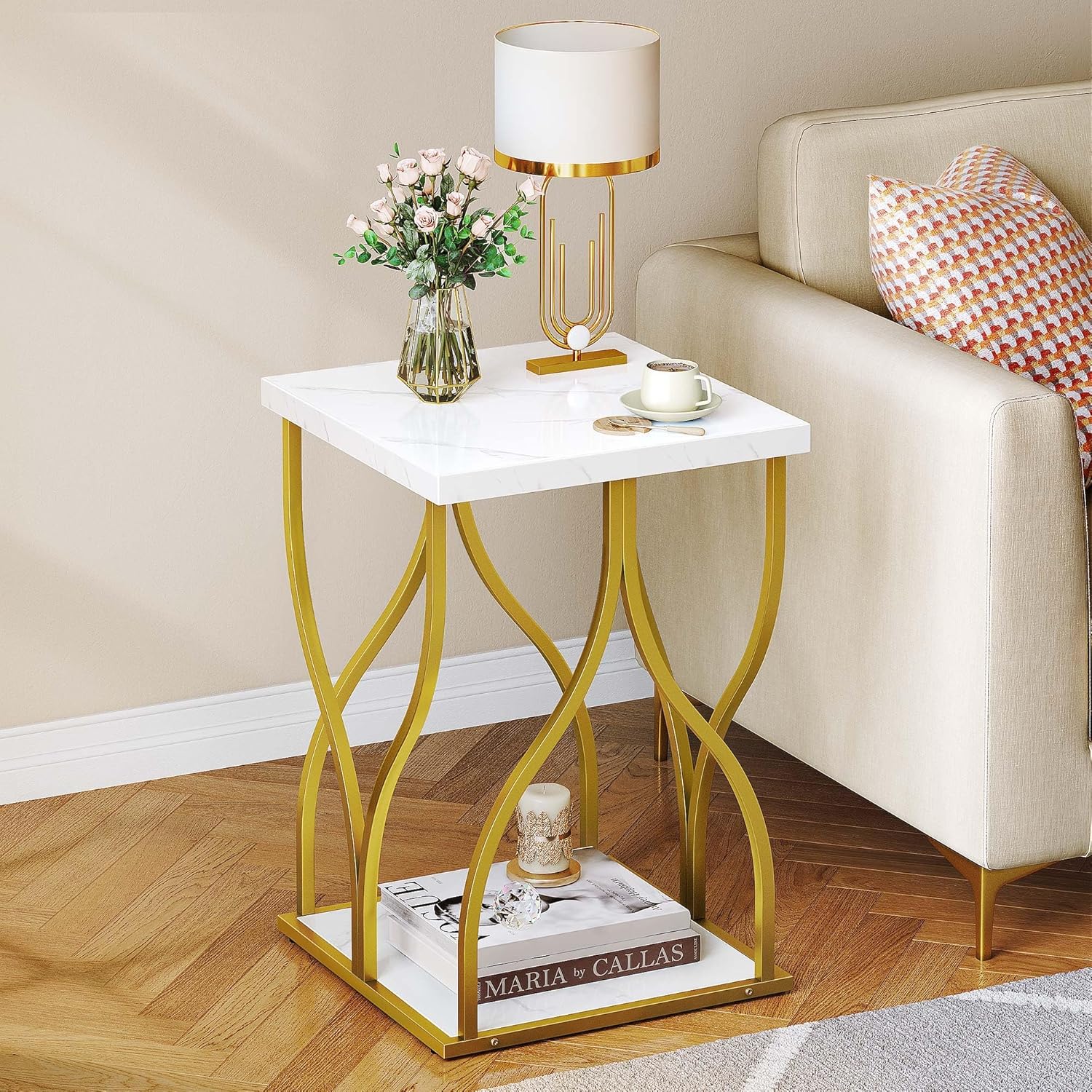 YITAHOME Mesa auxiliar para sala de estar, moderna mesa auxiliar de mármol dorado con estante de almacenamiento de 2 niveles, mesa de centro