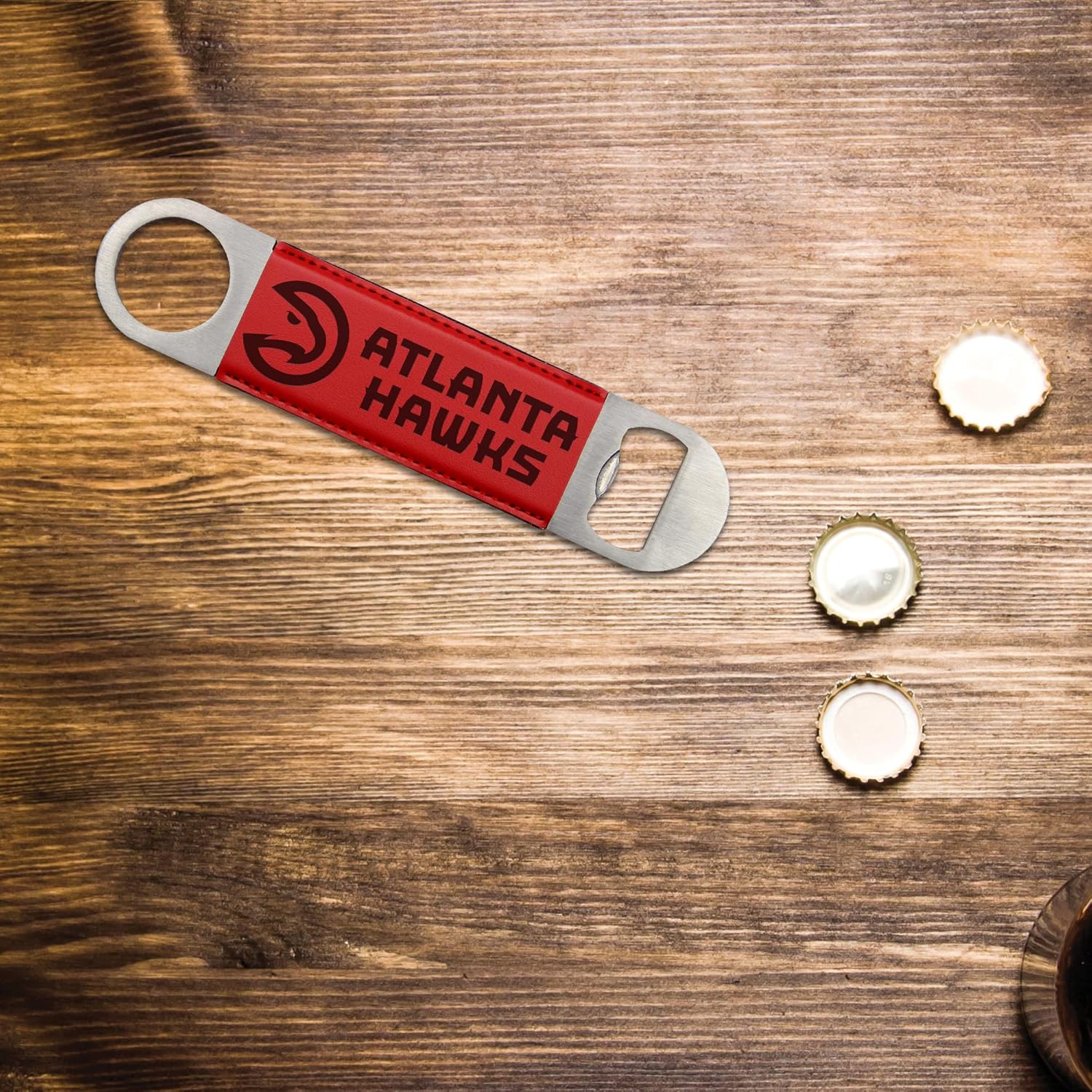 Rico Industries Cuchilla de barra grabada con láser de la NBA de piel sintética grabada con láser, gran accesorio para bebidas para el día del juego