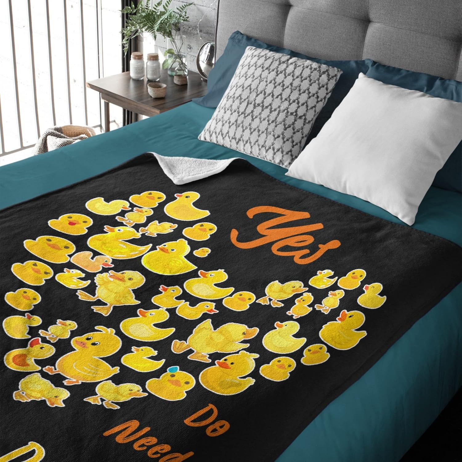 Yes I Really Do Need All These Ducks – Manta suave de franela ligera para sofá, ropa de cama de viaje, regalo práctico y sincero para seres