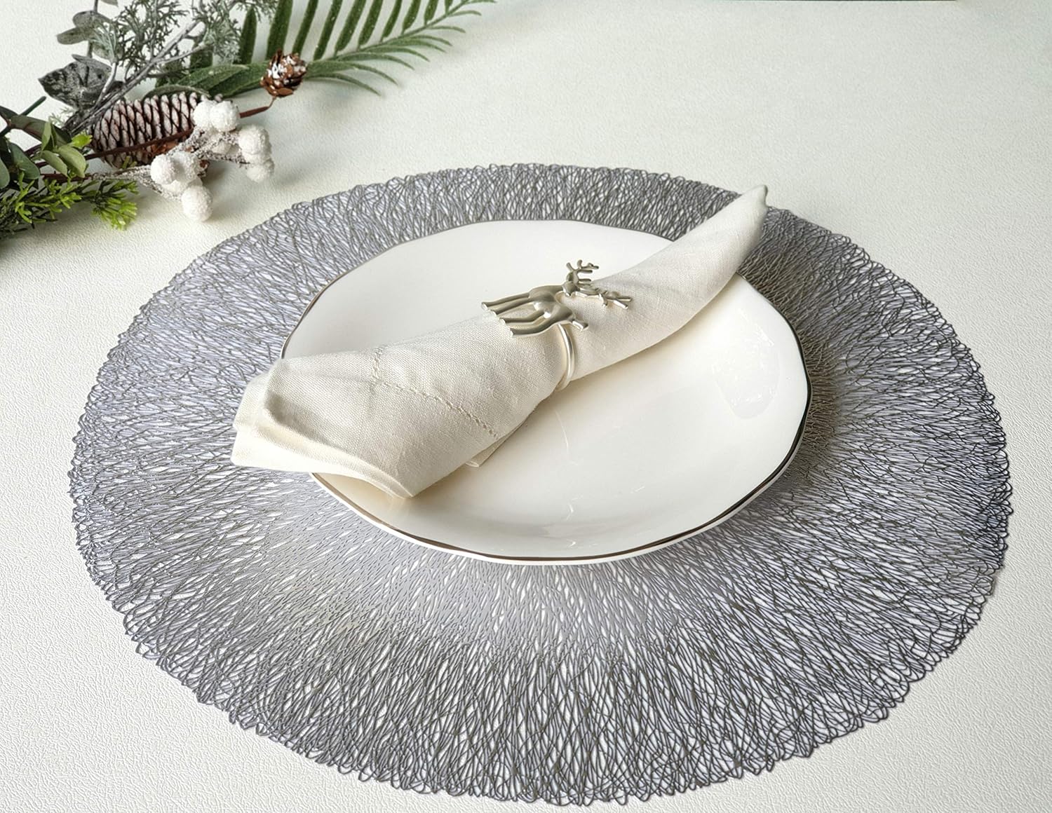Manteles individuales plateados para mesa de comedor, juego de 4 manteles individuales redondos de vinilo para todas las ocasiones, ideales para
