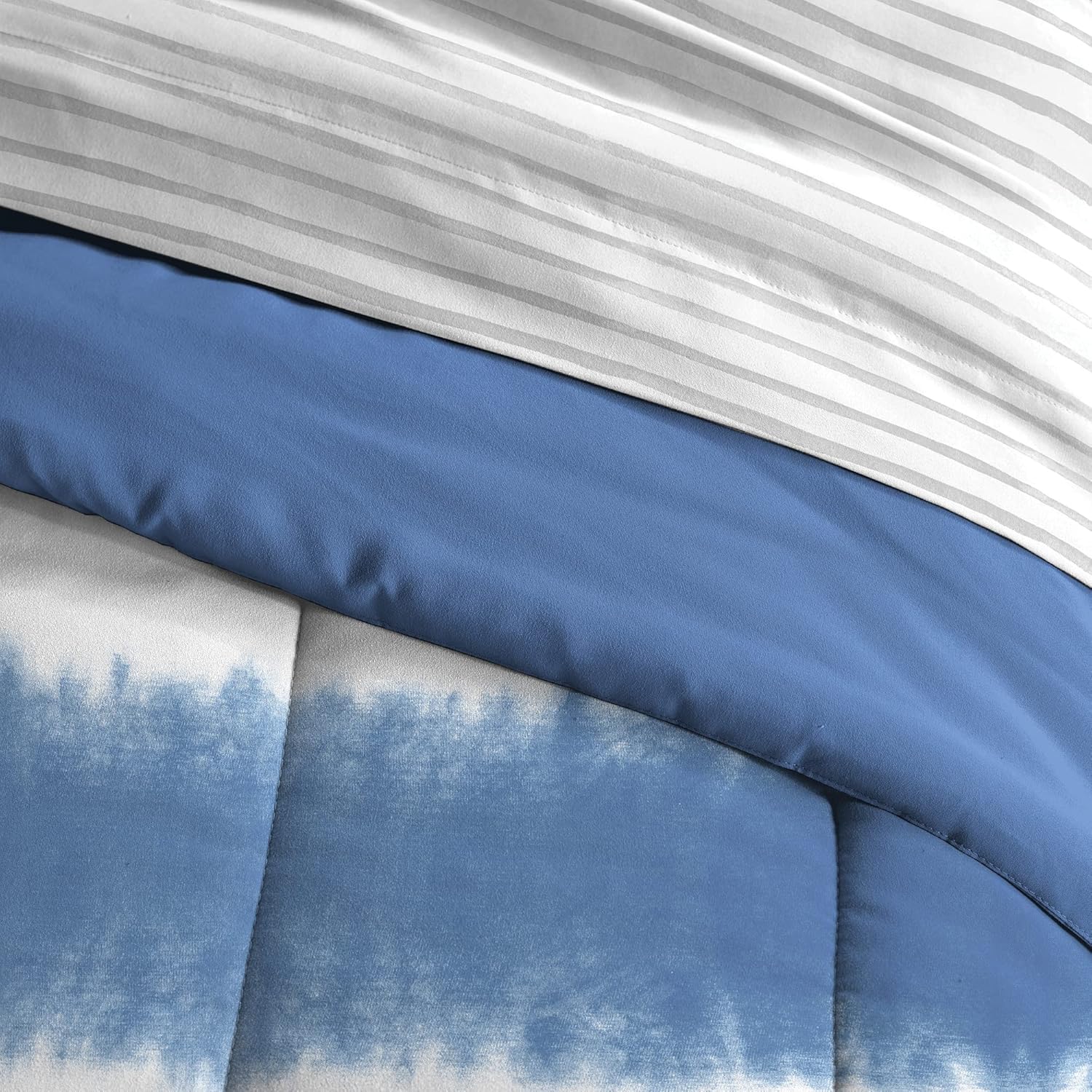 dream FACTORY Juego completo de ropa de cama infantil de 7 piezas fácil de lavar de microfibra súper suave, tamaño matrimonial, rayas azules de