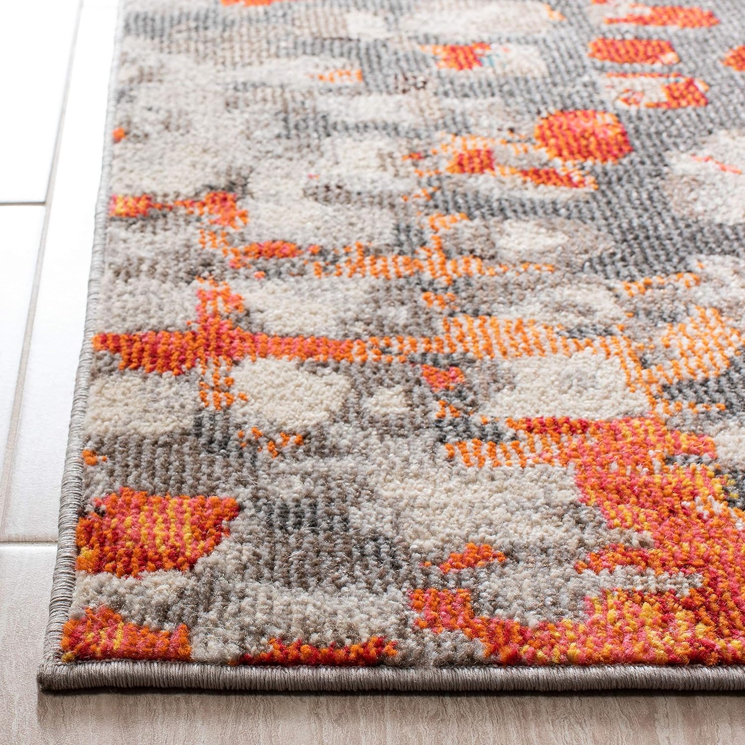SAFAVIEH MAD425H Madison Collection Alfombra decorativa cuadrada de 3′, grisnaranja, diseño abstracto bohemio desgastado, no desprende pelusa, para