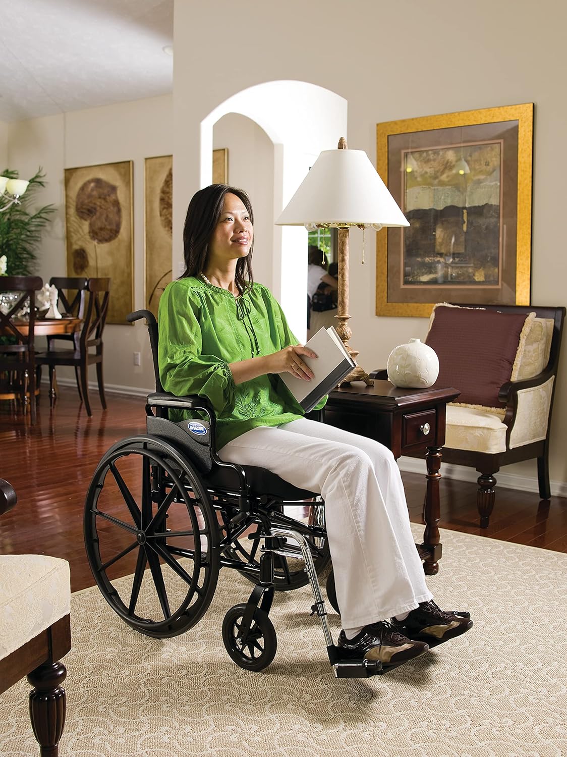 Invacare – 9SL_PTO_34749 9000 SL Silla de ruedas ligera y duradera, brazos de longitud completa, asiento de 18 pulgadas de ancho, negro plano,